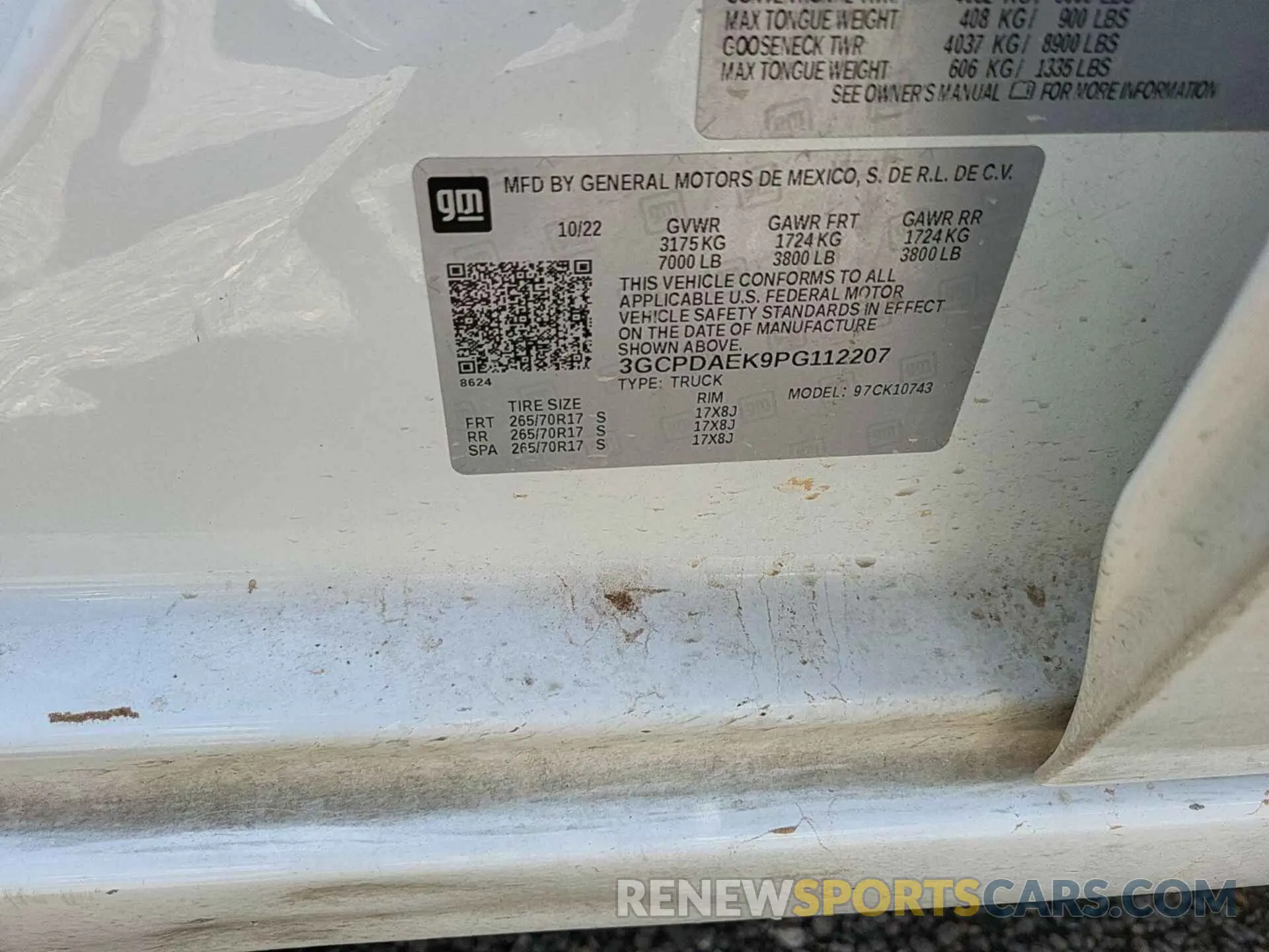 18 Photograph of a damaged car 3GCPDAEK9PG112207 CHEVROLET SILVERADO 2023