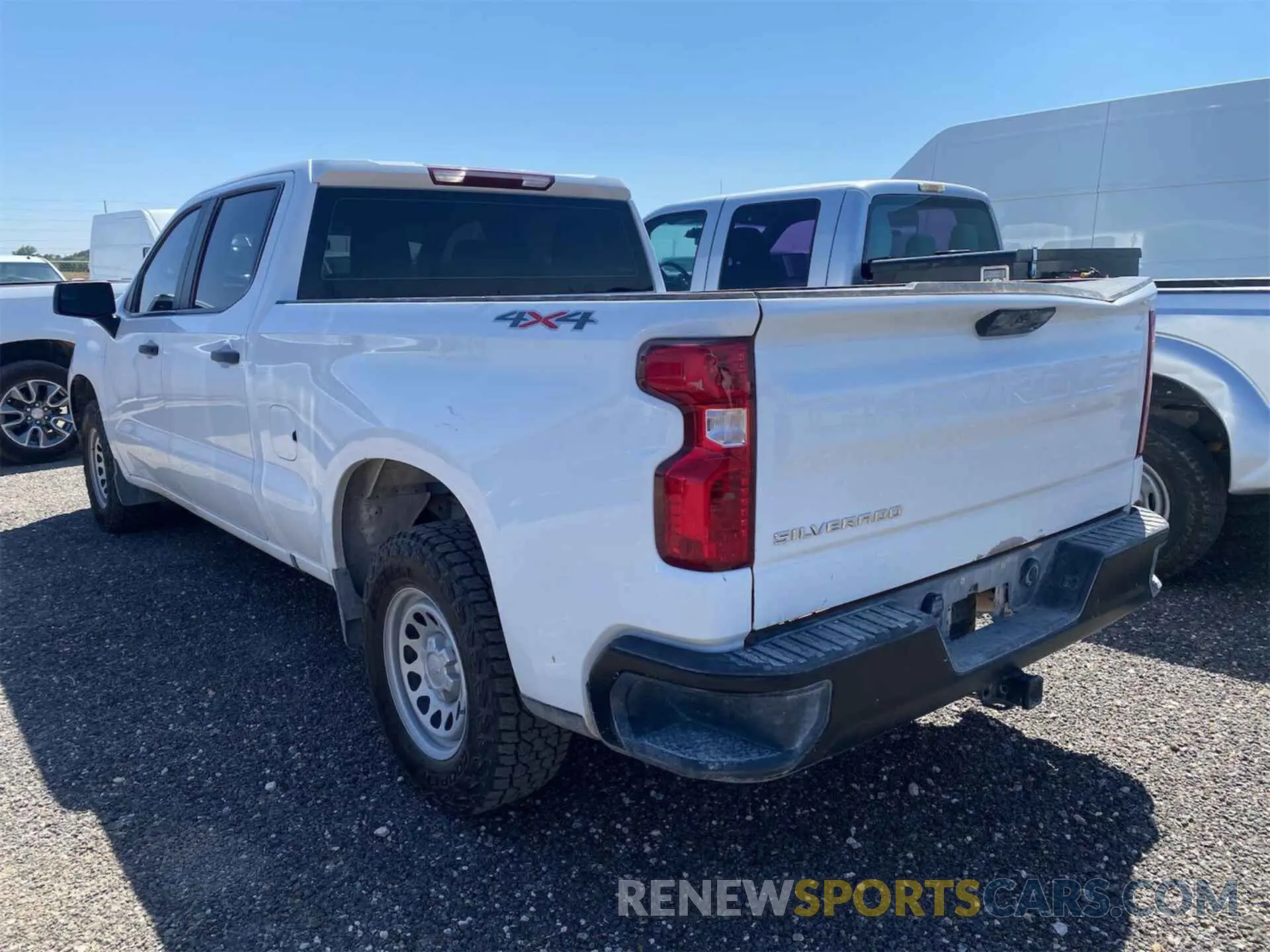8 Photograph of a damaged car 3GCPDAEK9PG112207 CHEVROLET SILVERADO 2023