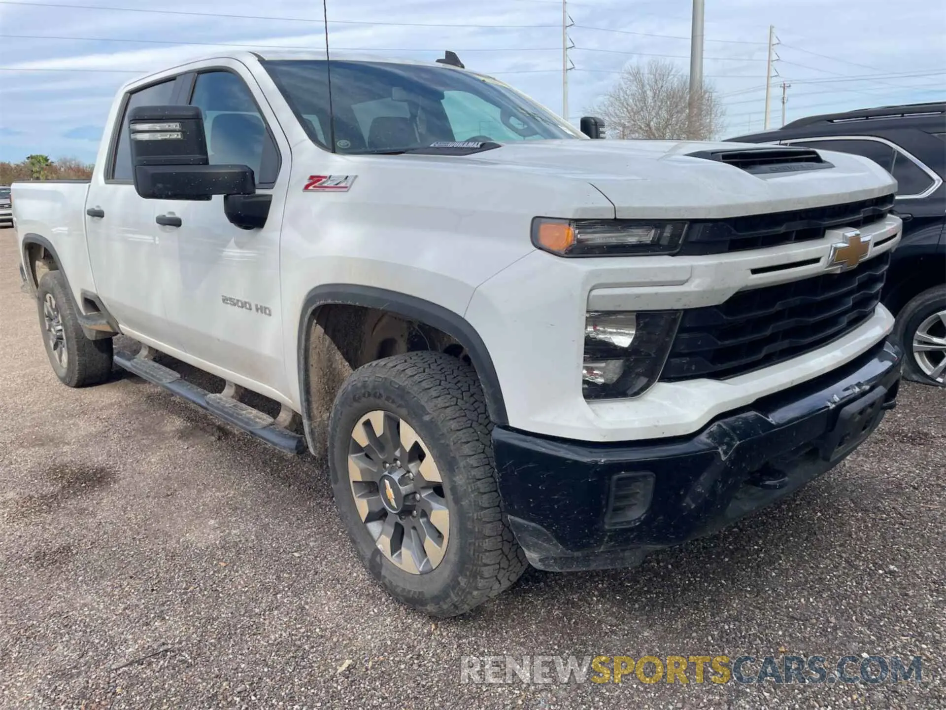 2 Photograph of a damaged car 1GC1YMEY0RF328631 CHEVROLET SILVERADO 2024