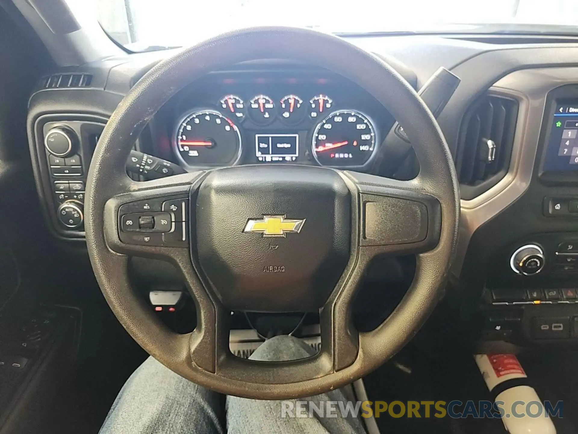8 Photograph of a damaged car 1GC3YSE7XRF320282 CHEVROLET SILVERADO 2024