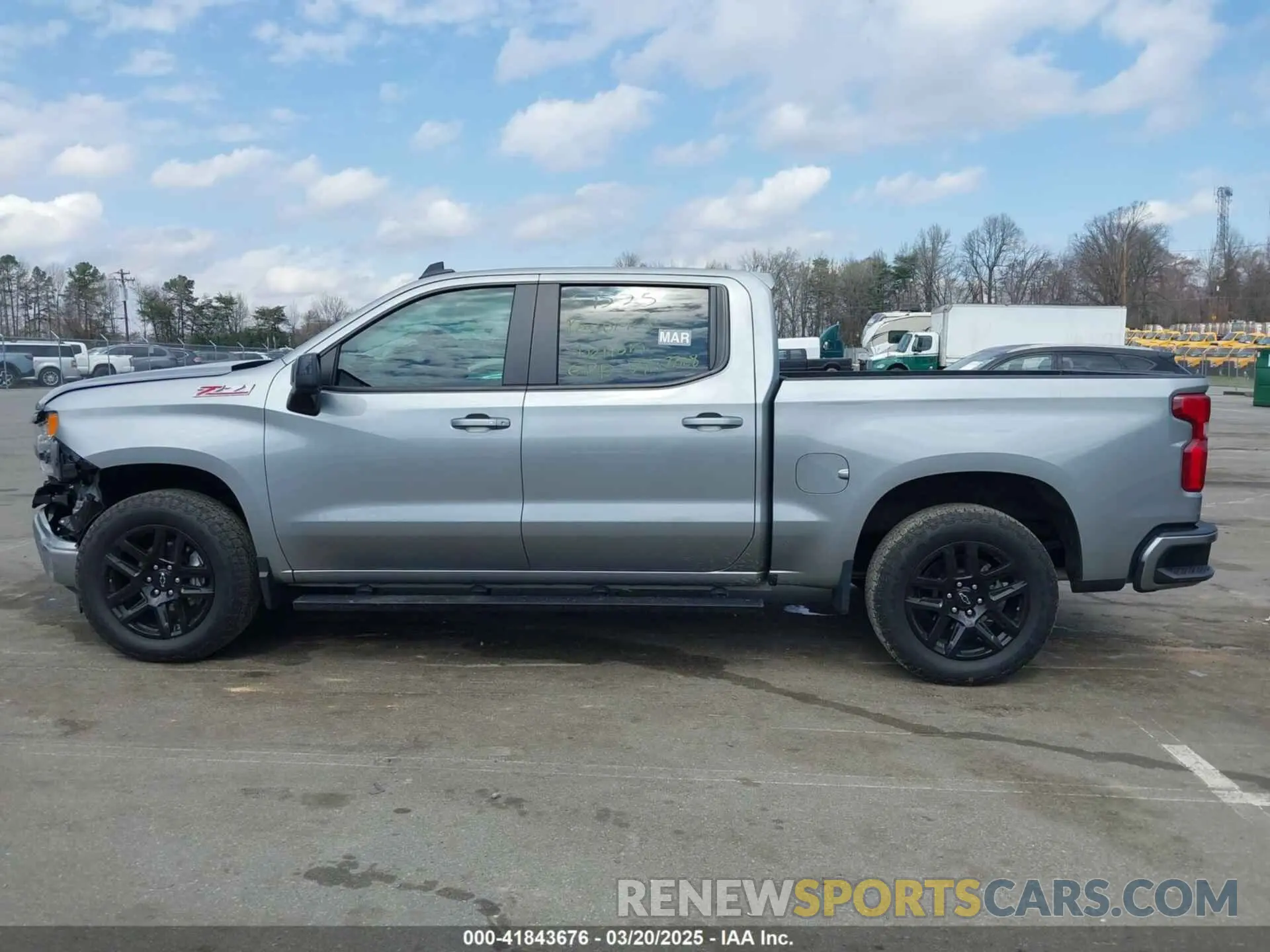 14 Photograph of a damaged car 2GCUDEED1R1247768 CHEVROLET SILVERADO 2024