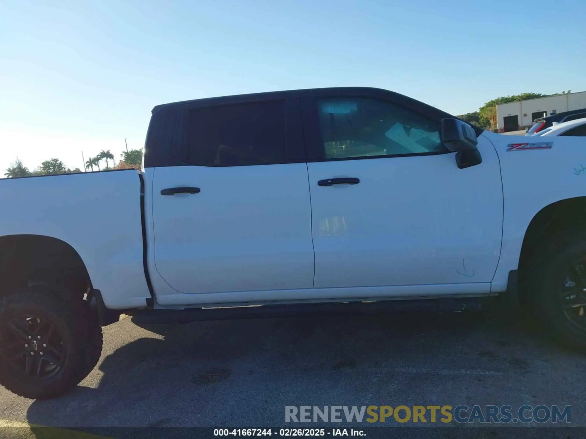 13 Photograph of a damaged car 3GCUDFED4RG268188 CHEVROLET SILVERADO 2024