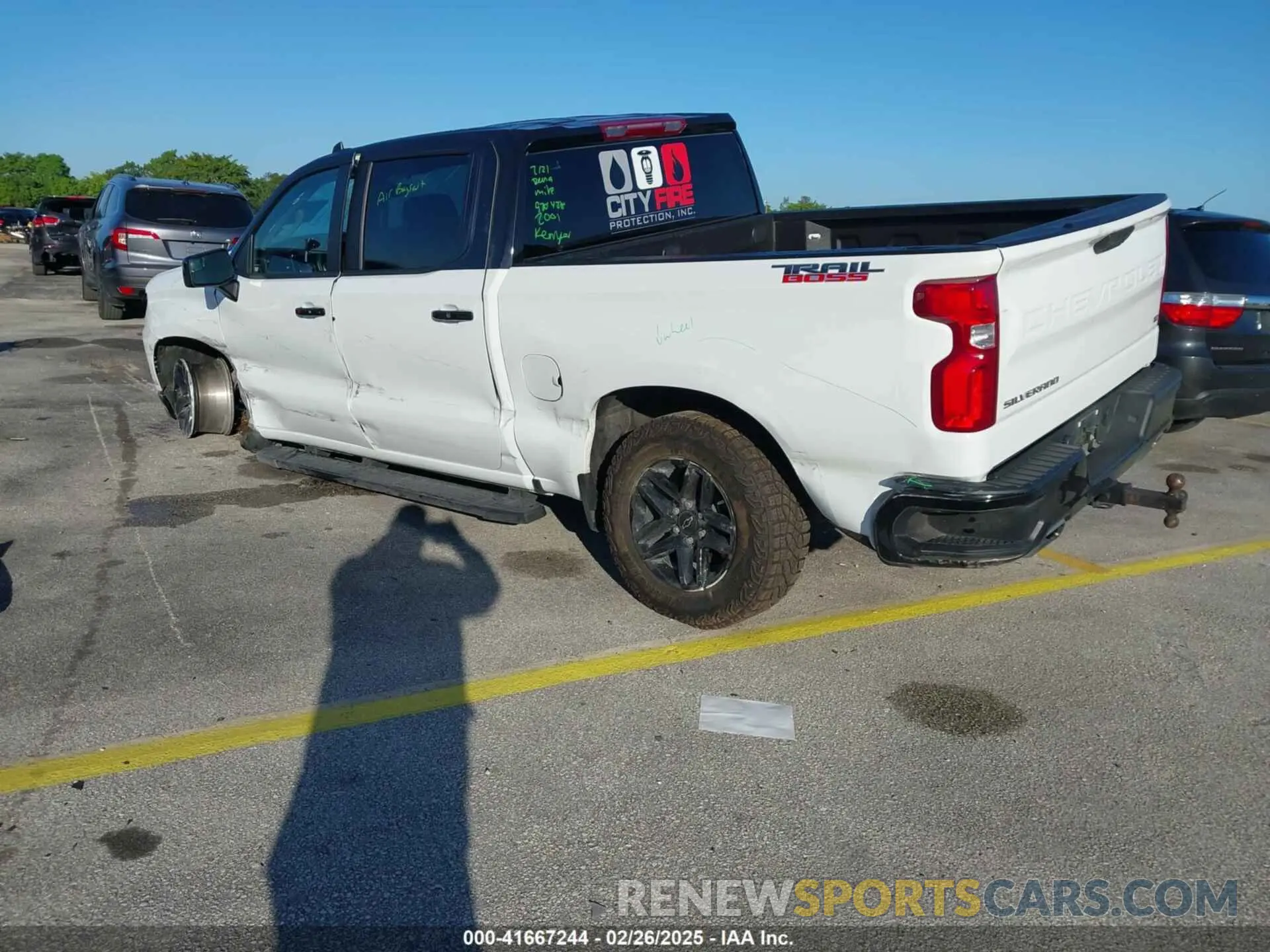 3 Photograph of a damaged car 3GCUDFED4RG268188 CHEVROLET SILVERADO 2024