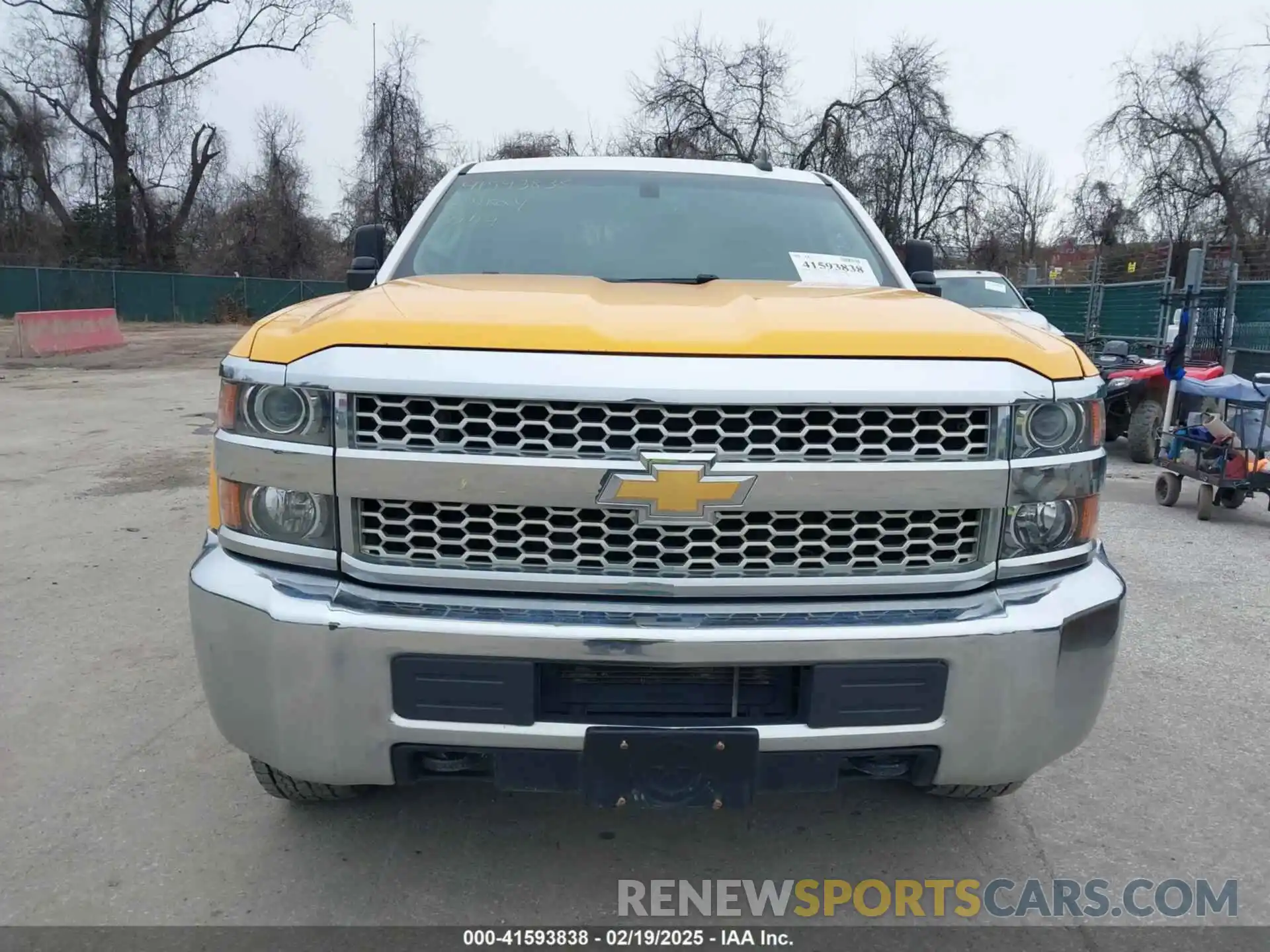 12 Photograph of a damaged car 1GB1KSEG6KF197048 CHEVROLET SILVERADO 2500HD 2019