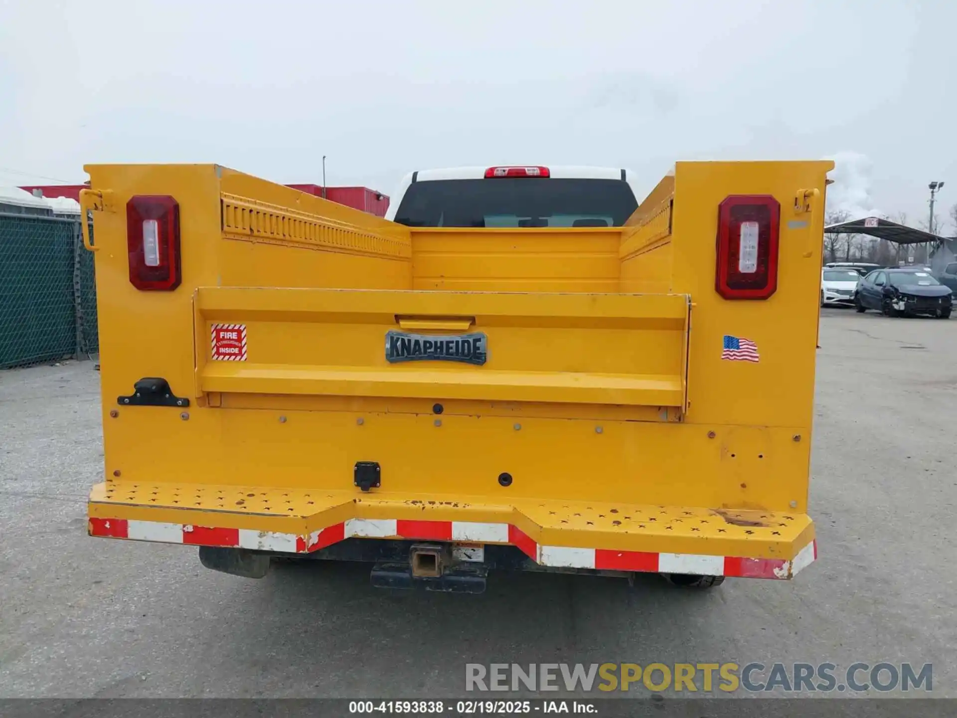 16 Photograph of a damaged car 1GB1KSEG6KF197048 CHEVROLET SILVERADO 2500HD 2019