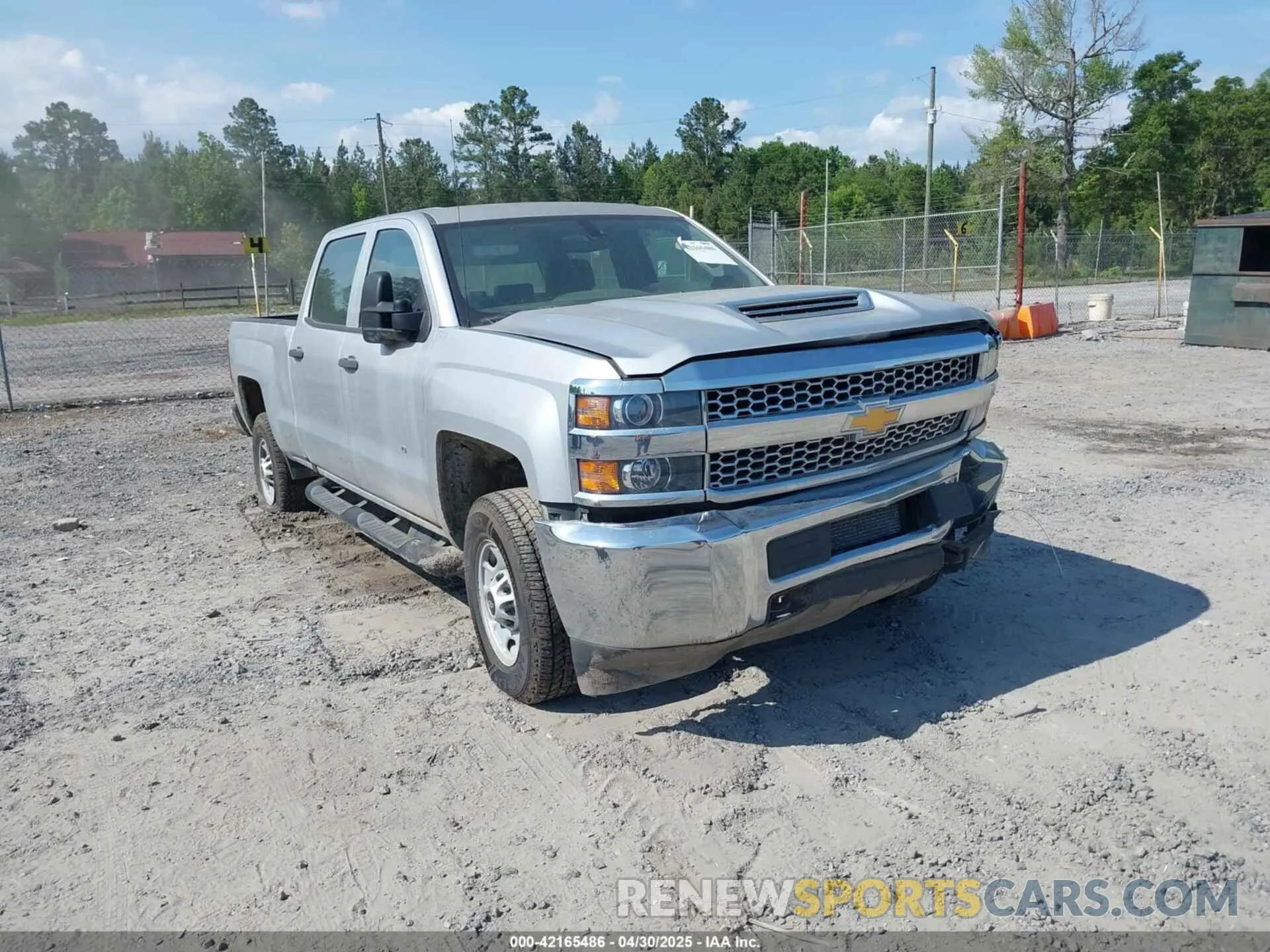 1 Photograph of a damaged car 1GC1CREY2KF164803 CHEVROLET SILVERADO 2500HD 2019