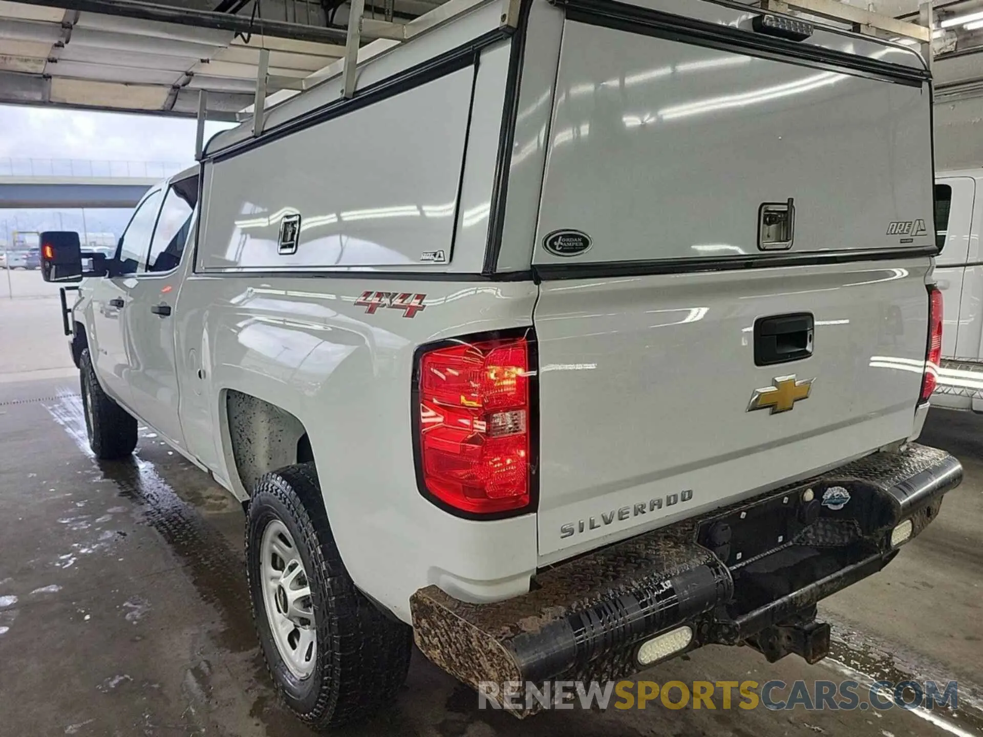 31 Photograph of a damaged car 1GC1KREG1KF256463 CHEVROLET SILVERADO 2500HD 2019