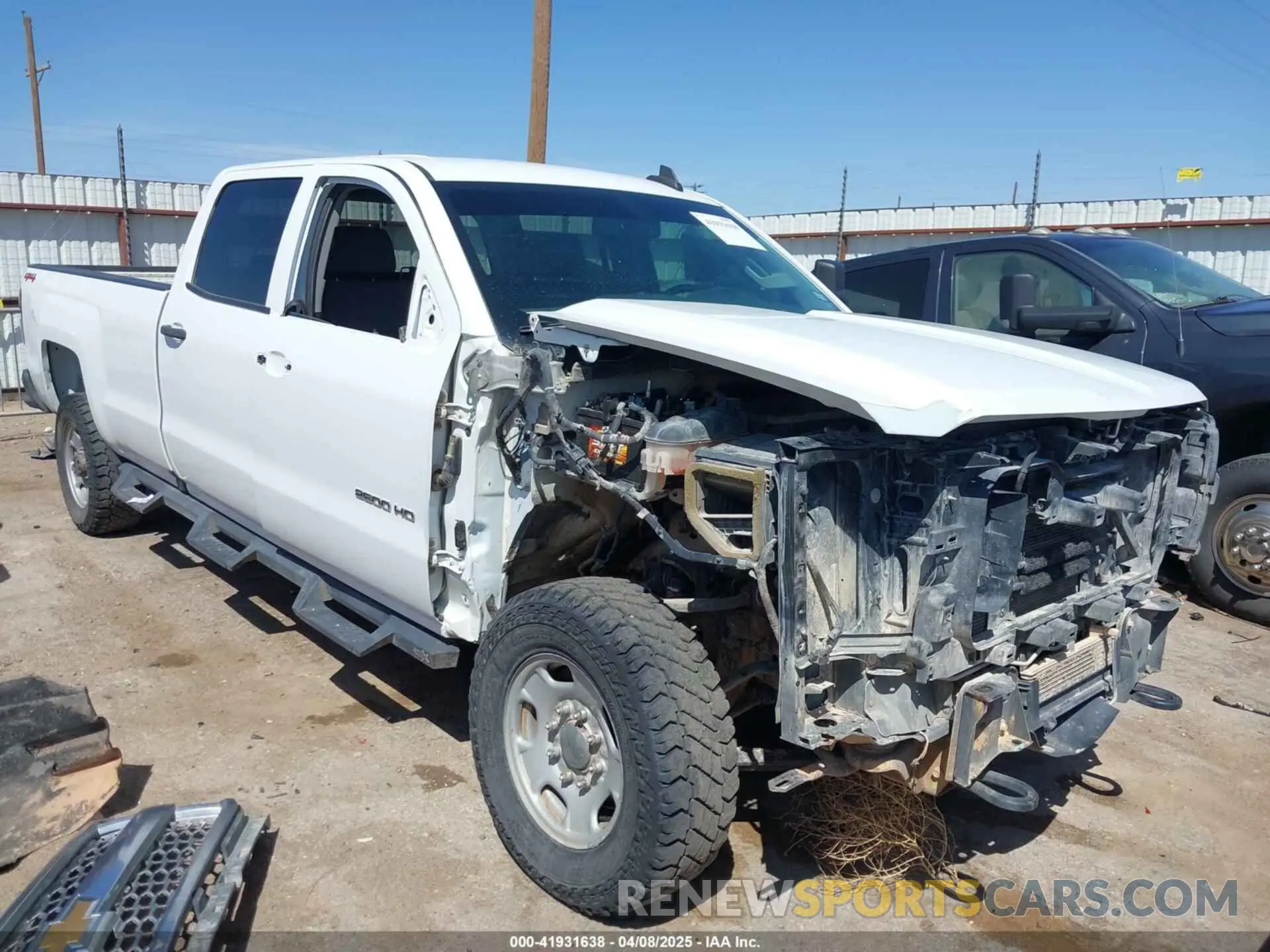 1 Photograph of a damaged car 1GC1KREG8KF172267 CHEVROLET SILVERADO 2500HD 2019