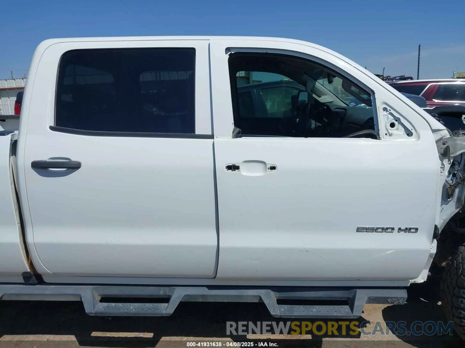 14 Photograph of a damaged car 1GC1KREG8KF172267 CHEVROLET SILVERADO 2500HD 2019