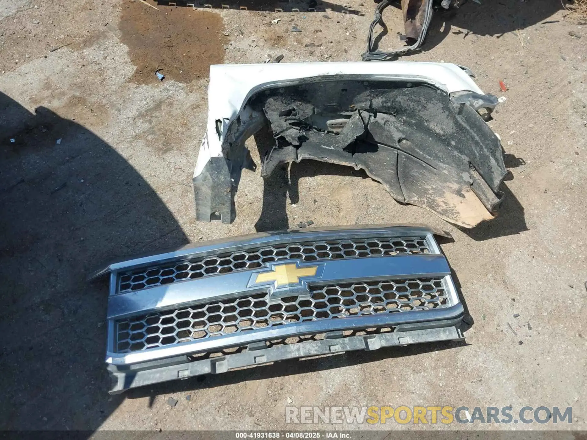 18 Photograph of a damaged car 1GC1KREG8KF172267 CHEVROLET SILVERADO 2500HD 2019