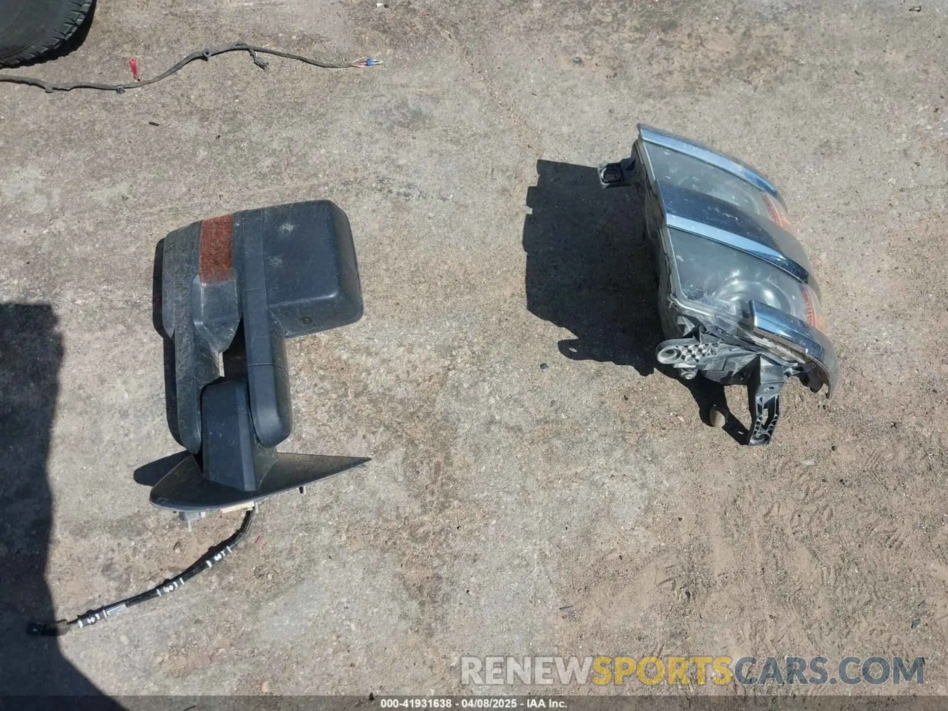 19 Photograph of a damaged car 1GC1KREG8KF172267 CHEVROLET SILVERADO 2500HD 2019