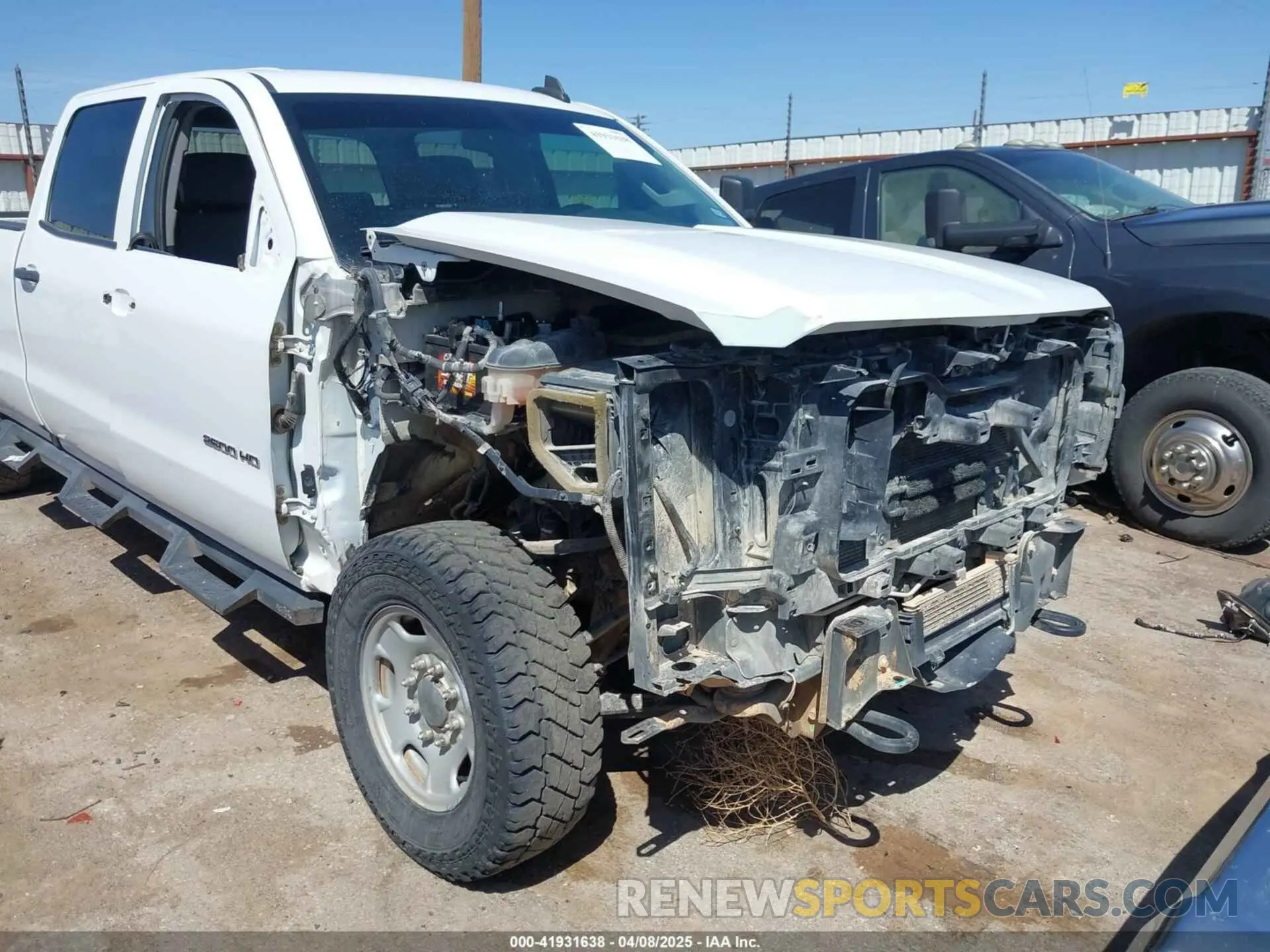6 Photograph of a damaged car 1GC1KREG8KF172267 CHEVROLET SILVERADO 2500HD 2019