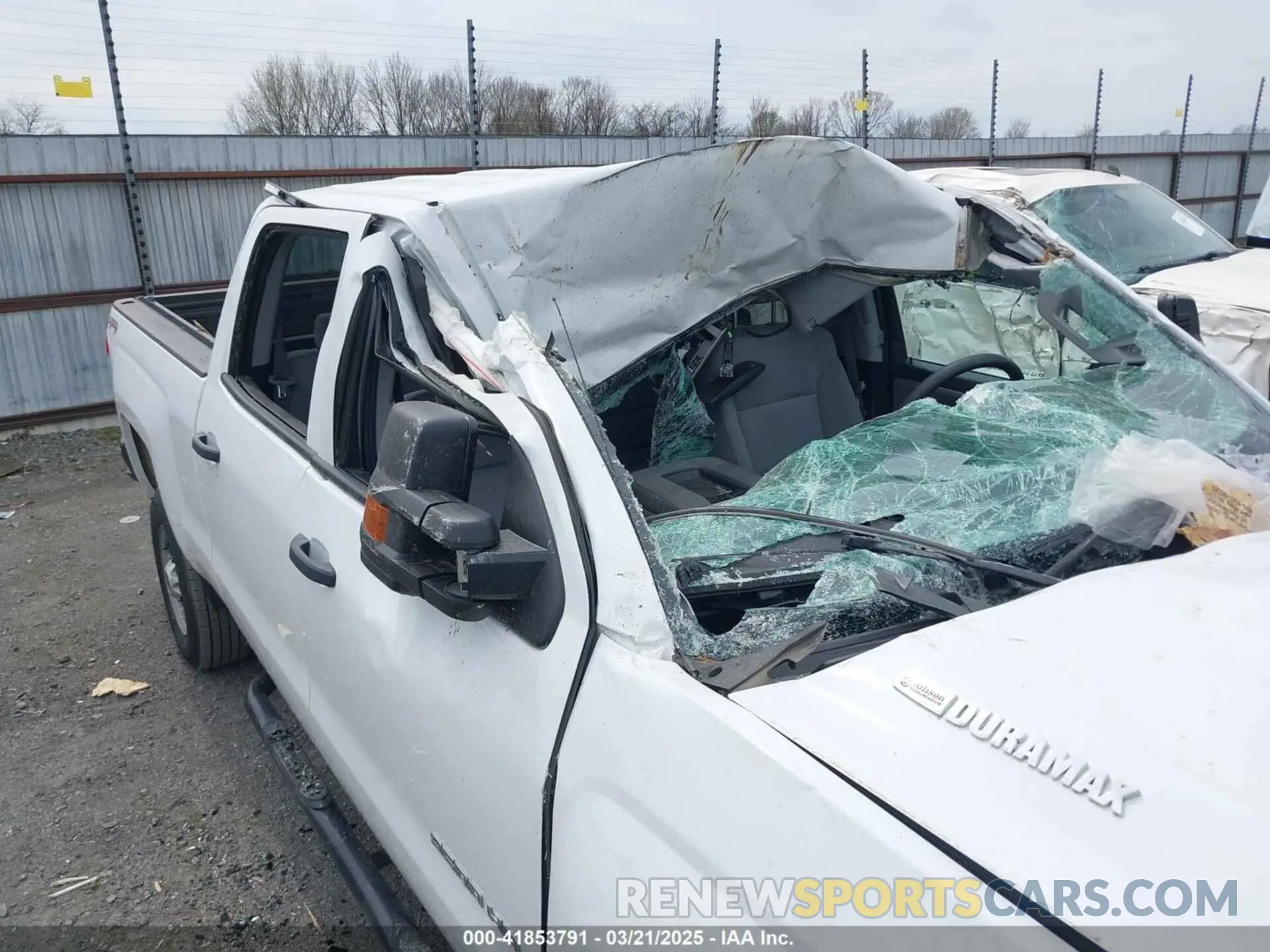 6 Photograph of a damaged car 1GC1KREY2KF220273 CHEVROLET SILVERADO 2500HD 2019