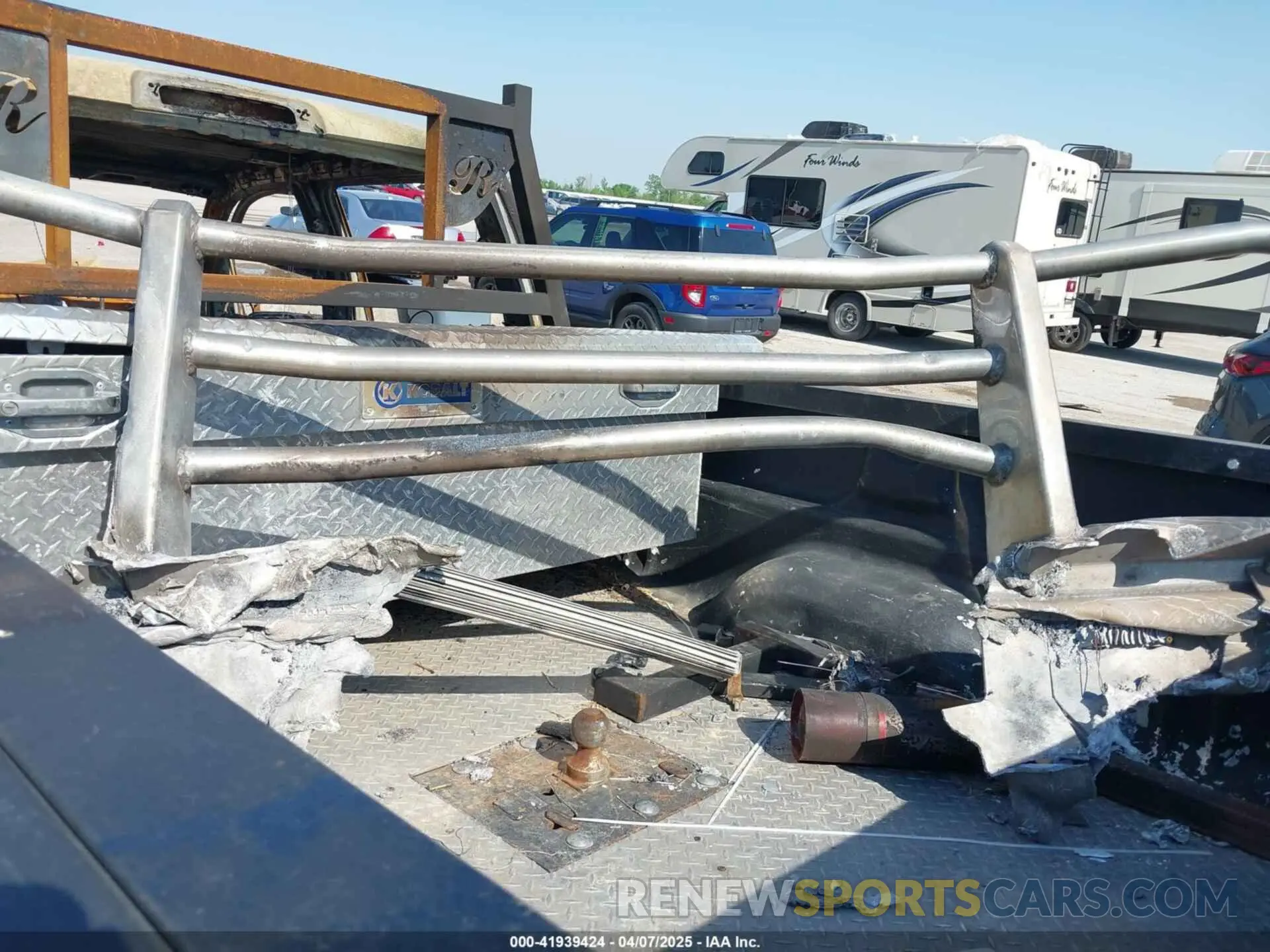 11 Photograph of a damaged car 1GC1KREY8KF191474 CHEVROLET SILVERADO 2500HD 2019