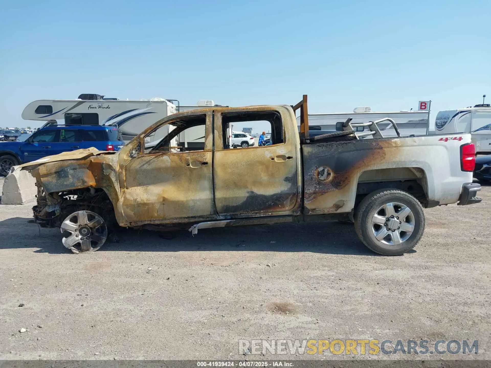 14 Photograph of a damaged car 1GC1KREY8KF191474 CHEVROLET SILVERADO 2500HD 2019
