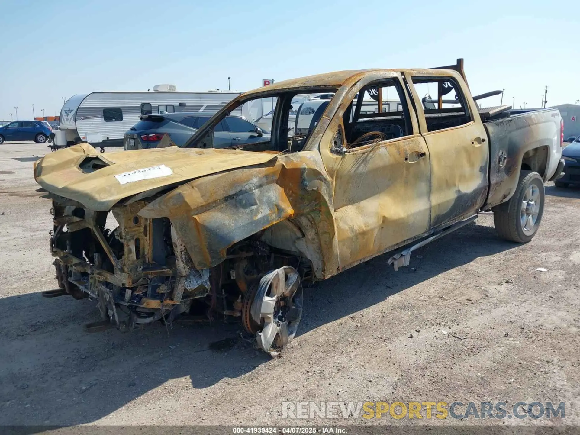 2 Photograph of a damaged car 1GC1KREY8KF191474 CHEVROLET SILVERADO 2500HD 2019