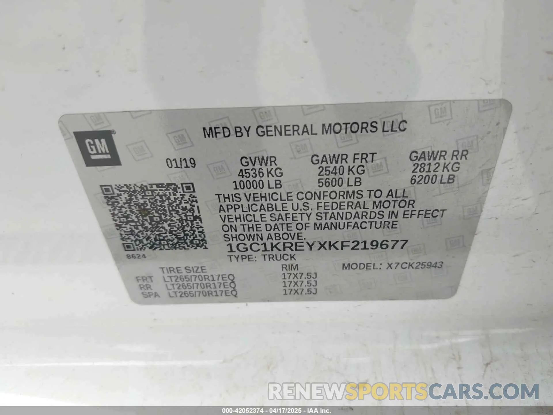 9 Photograph of a damaged car 1GC1KREYXKF219677 CHEVROLET SILVERADO 2500HD 2019