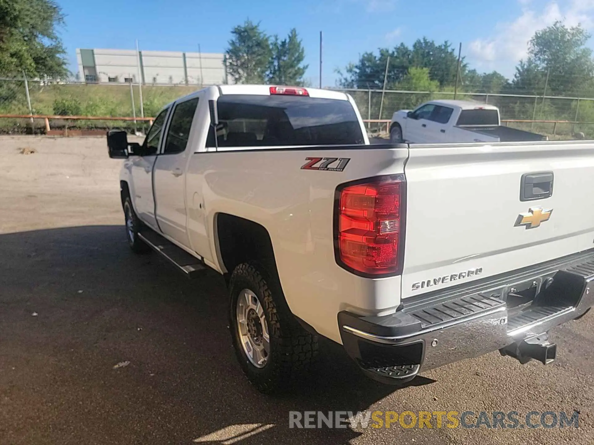 16 Photograph of a damaged car 1GC1KSEG2KF277815 CHEVROLET SILVERADO 2500HD 2019