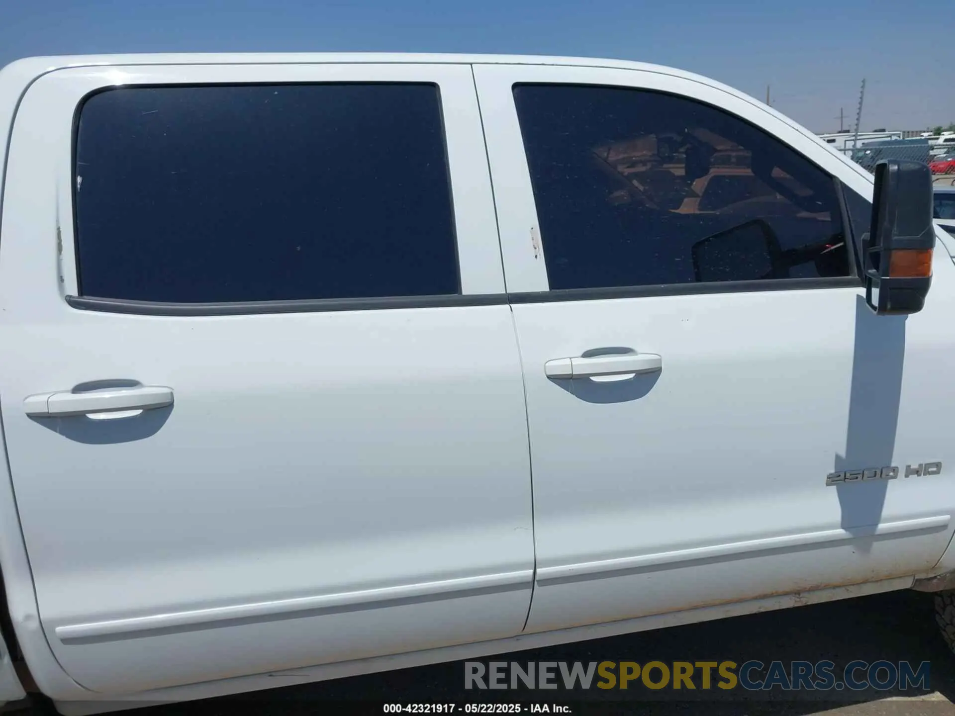 13 Photograph of a damaged car 1GC1KSEG3KF247075 CHEVROLET SILVERADO 2500HD 2019