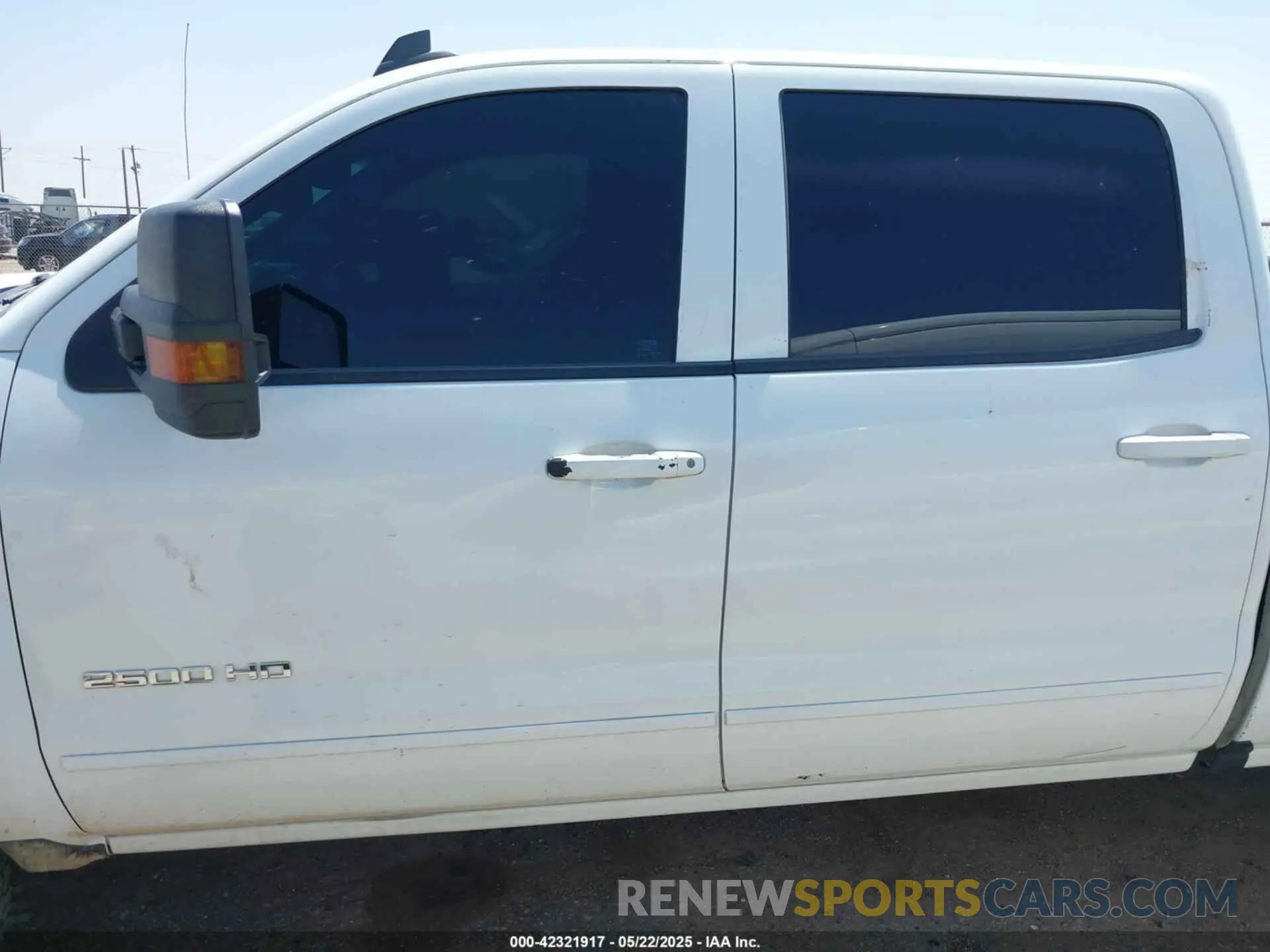 14 Photograph of a damaged car 1GC1KSEG3KF247075 CHEVROLET SILVERADO 2500HD 2019