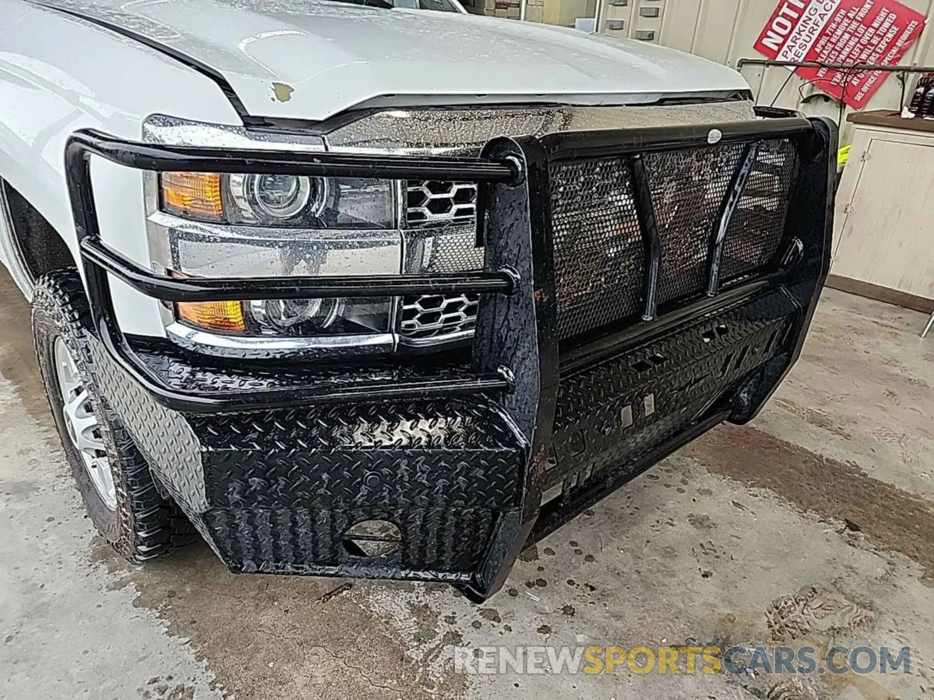 11 Photograph of a damaged car 1GC1KSEG4KF189638 CHEVROLET SILVERADO 2500HD 2019