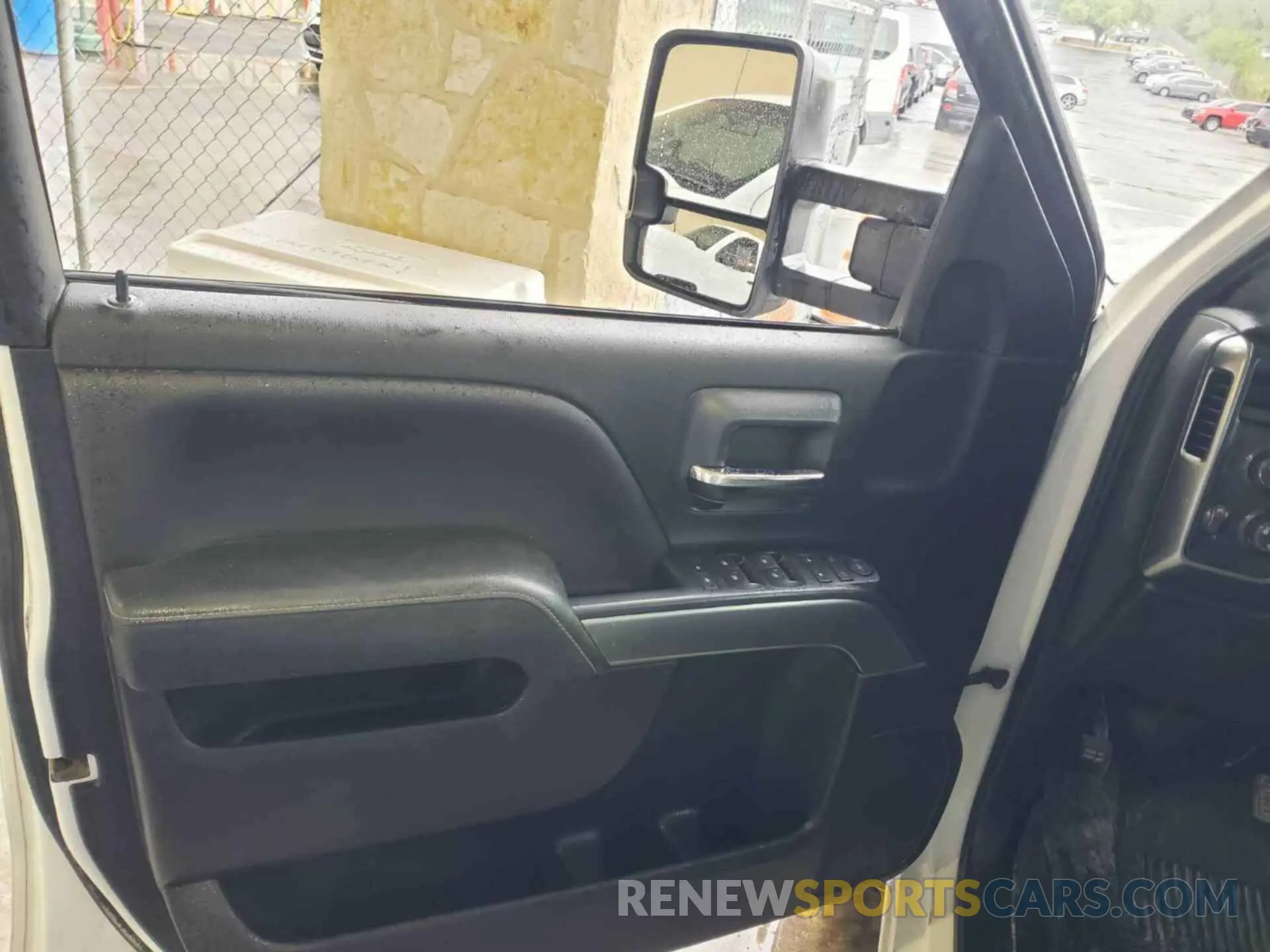 14 Photograph of a damaged car 1GC1KSEG4KF189638 CHEVROLET SILVERADO 2500HD 2019