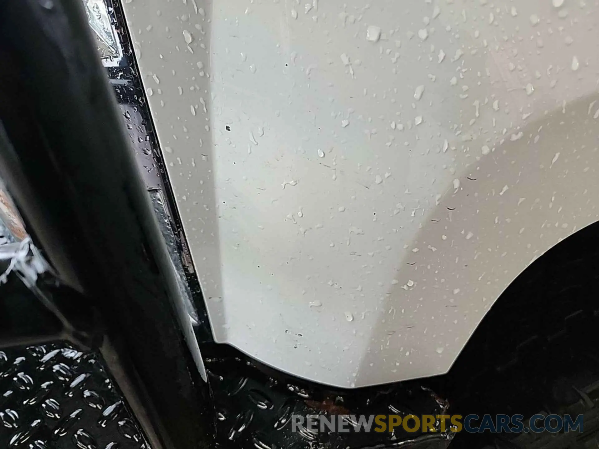 28 Photograph of a damaged car 1GC1KSEG4KF189638 CHEVROLET SILVERADO 2500HD 2019