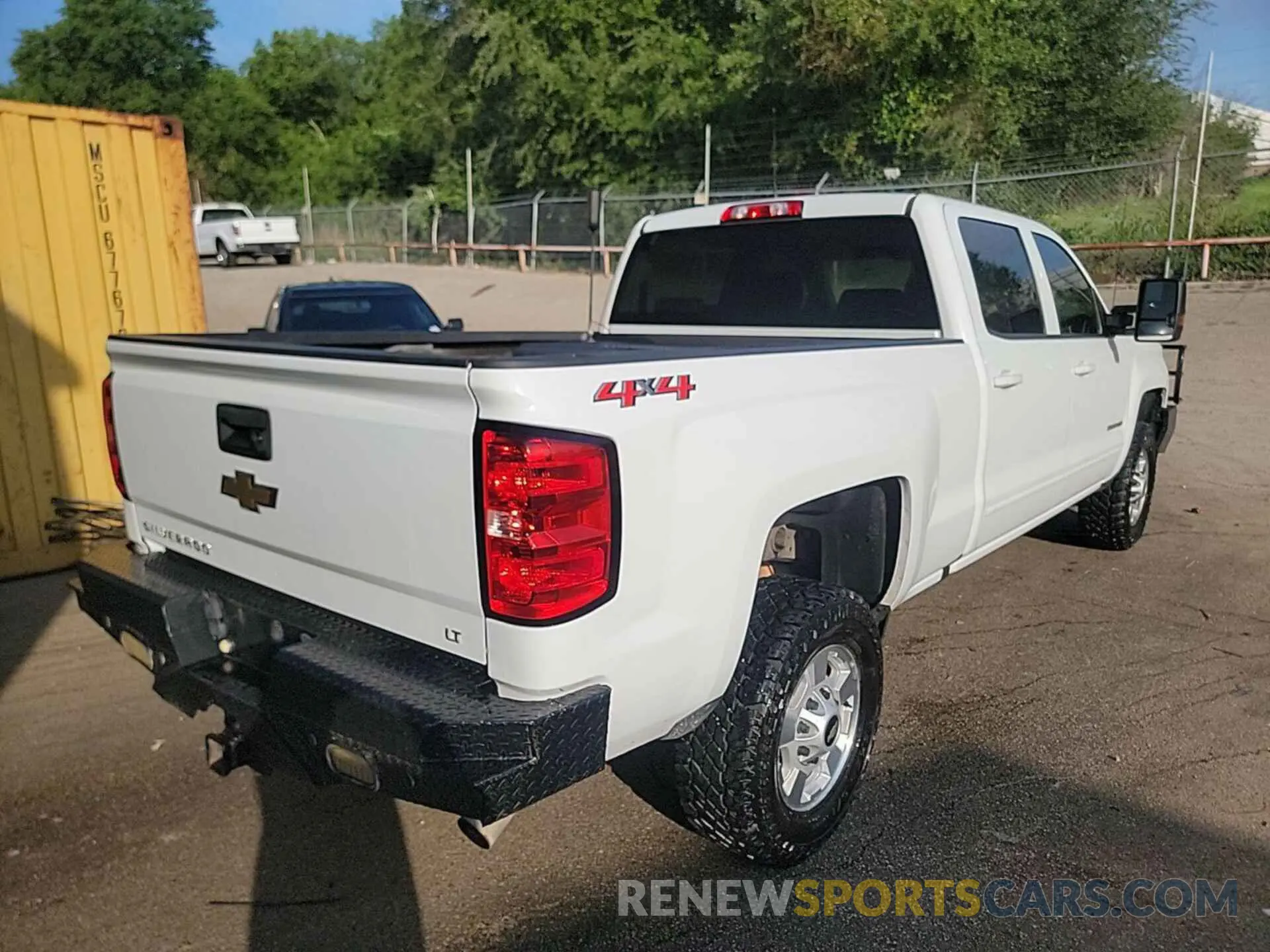 30 Photograph of a damaged car 1GC1KSEG4KF189638 CHEVROLET SILVERADO 2500HD 2019