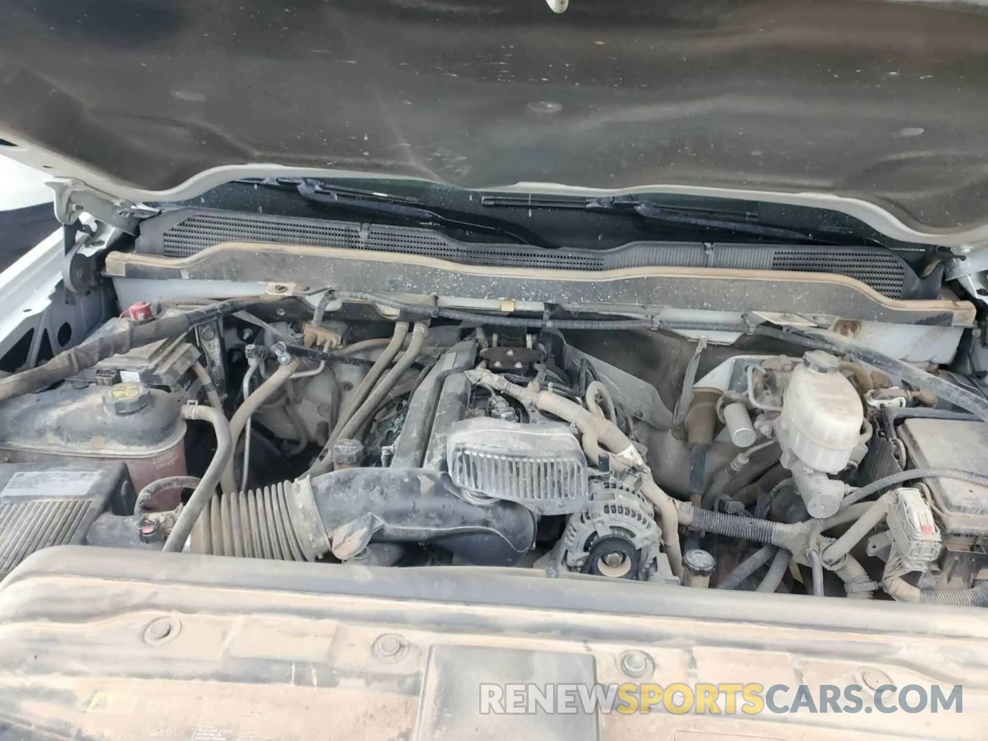 5 Photograph of a damaged car 1GC1KSEG4KF189638 CHEVROLET SILVERADO 2500HD 2019