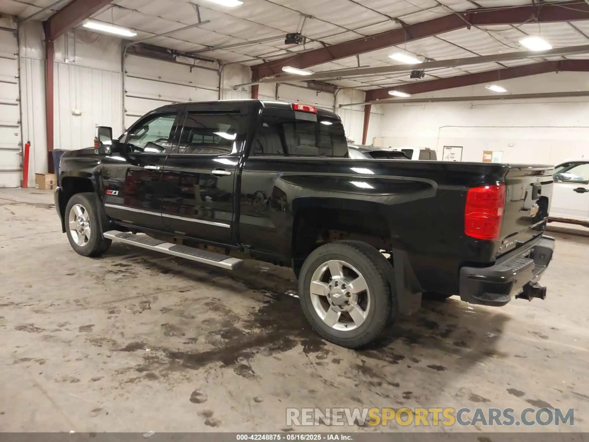 14 Photograph of a damaged car 1GC1KSEGXKF105225 CHEVROLET SILVERADO 2500HD 2019