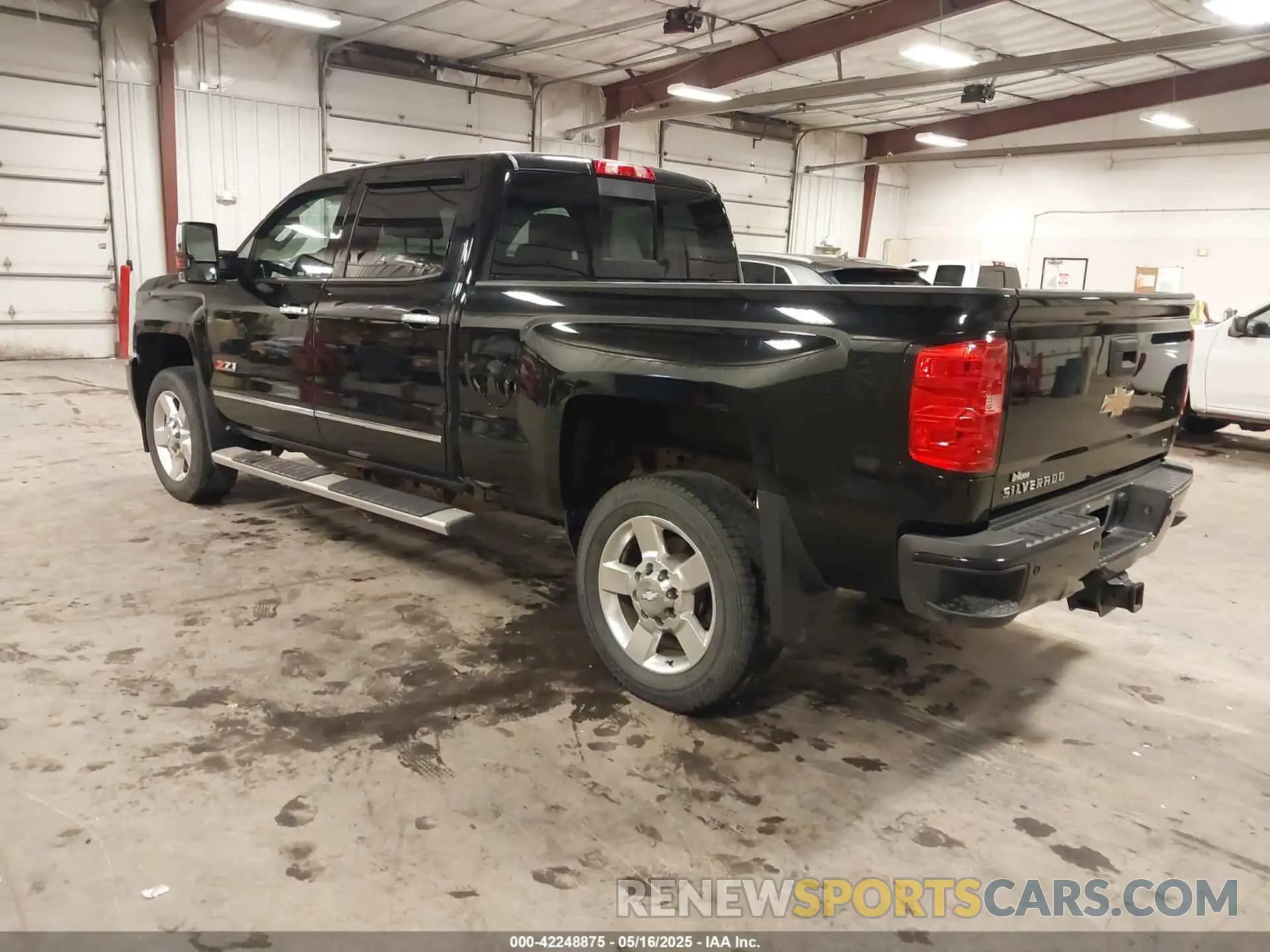 3 Photograph of a damaged car 1GC1KSEGXKF105225 CHEVROLET SILVERADO 2500HD 2019