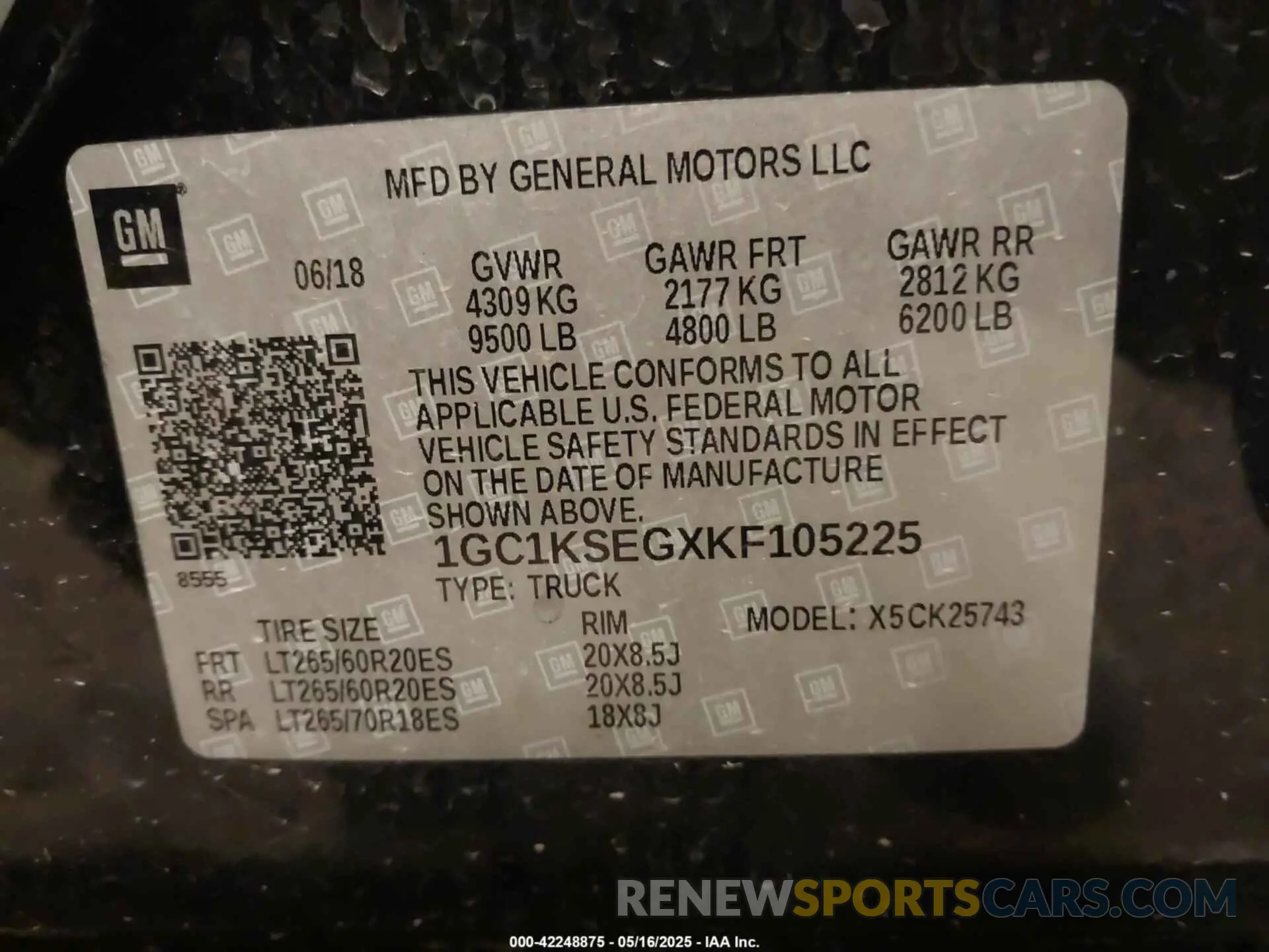 9 Photograph of a damaged car 1GC1KSEGXKF105225 CHEVROLET SILVERADO 2500HD 2019