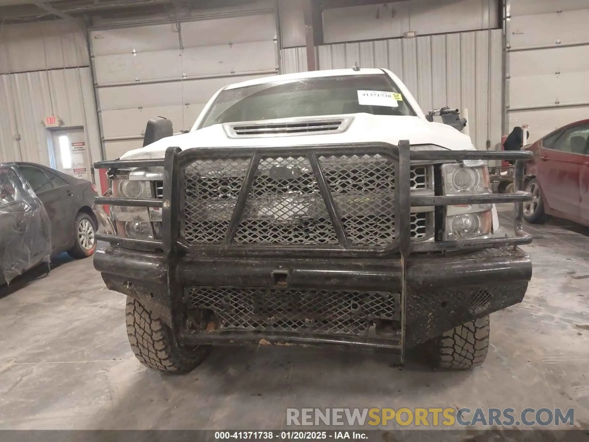 12 Photograph of a damaged car 1GC1KSEY7KF227498 CHEVROLET SILVERADO 2500HD 2019