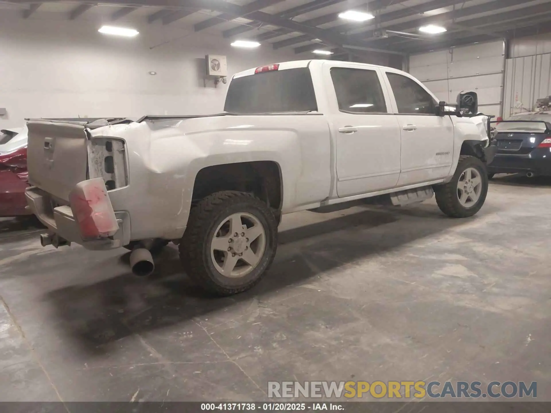 4 Photograph of a damaged car 1GC1KSEY7KF227498 CHEVROLET SILVERADO 2500HD 2019