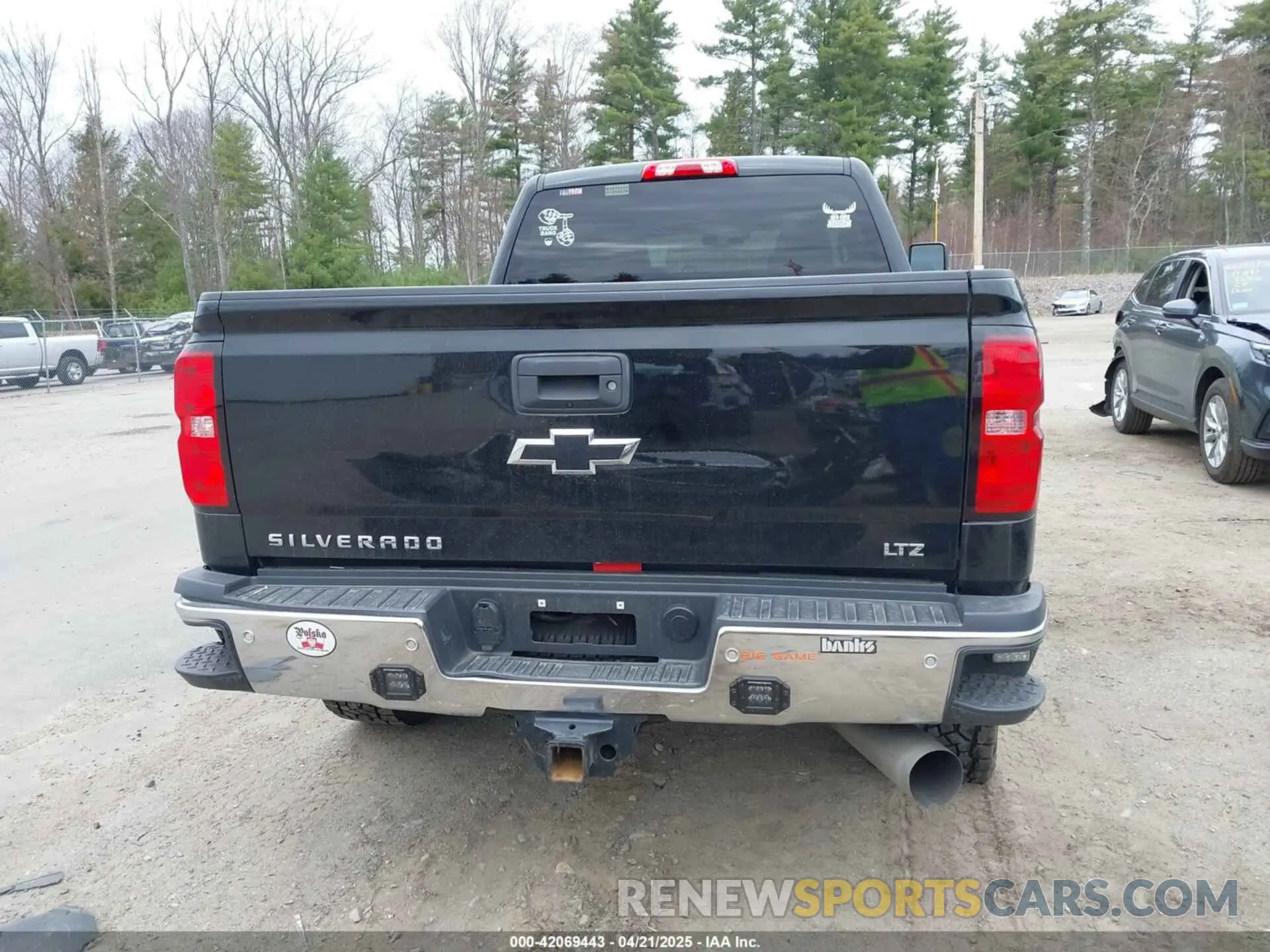 16 Photograph of a damaged car 1GC1KTEY0KF240261 CHEVROLET SILVERADO 2500HD 2019