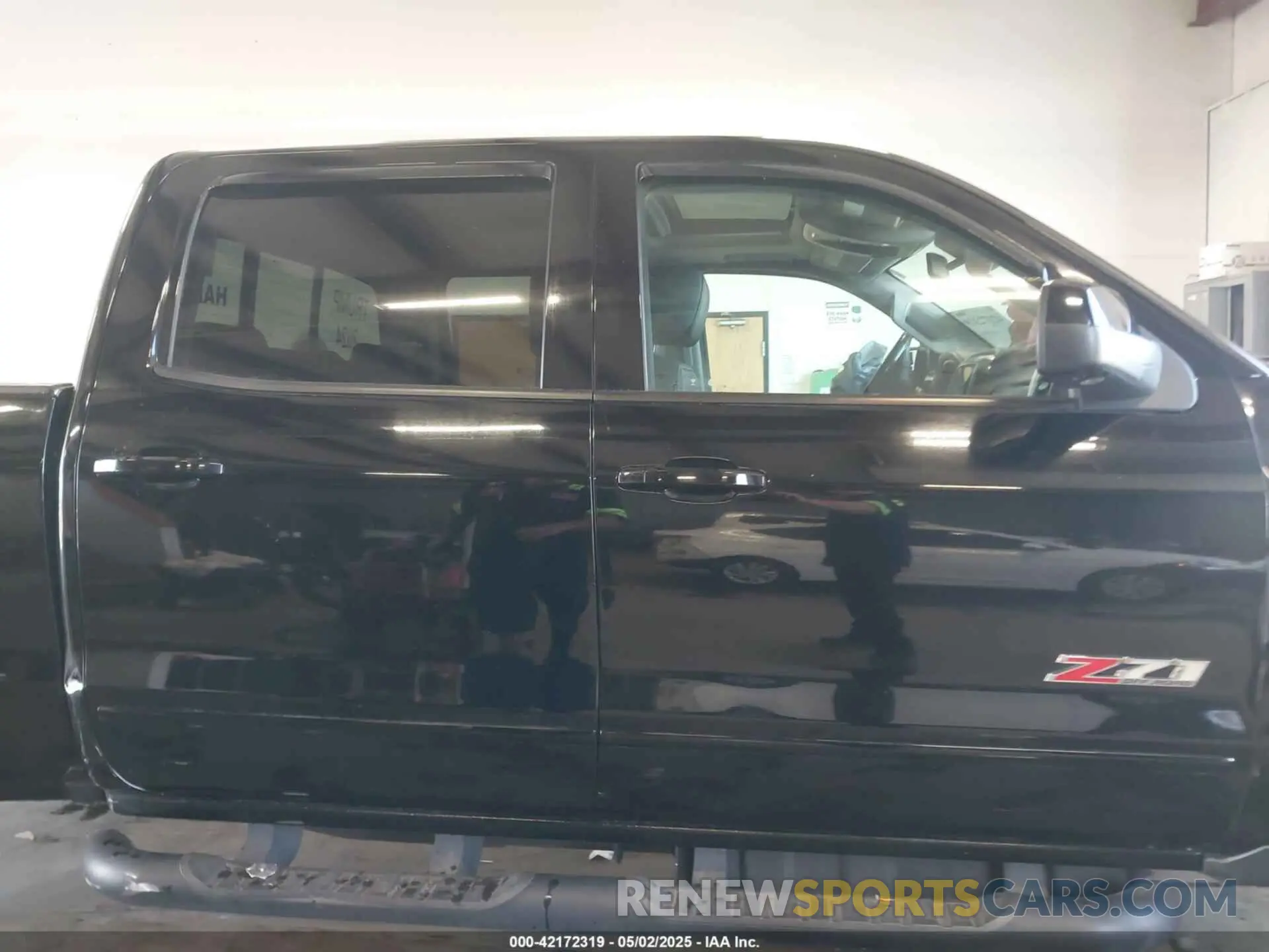 14 Photograph of a damaged car 1GC1KTEY1KF150438 CHEVROLET SILVERADO 2500HD 2019