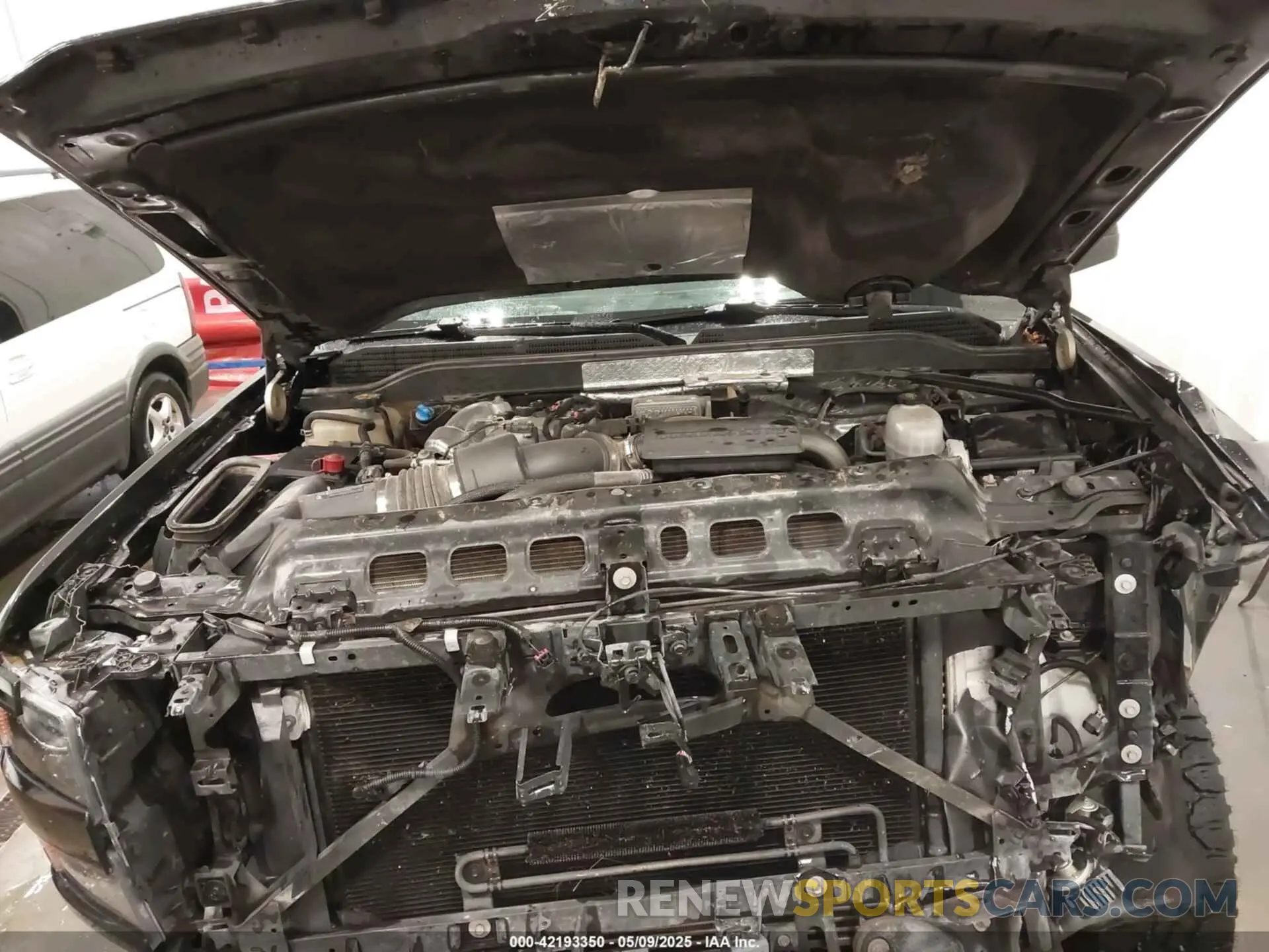10 Photograph of a damaged car 1GC1KTEY3KF150098 CHEVROLET SILVERADO 2500HD 2019