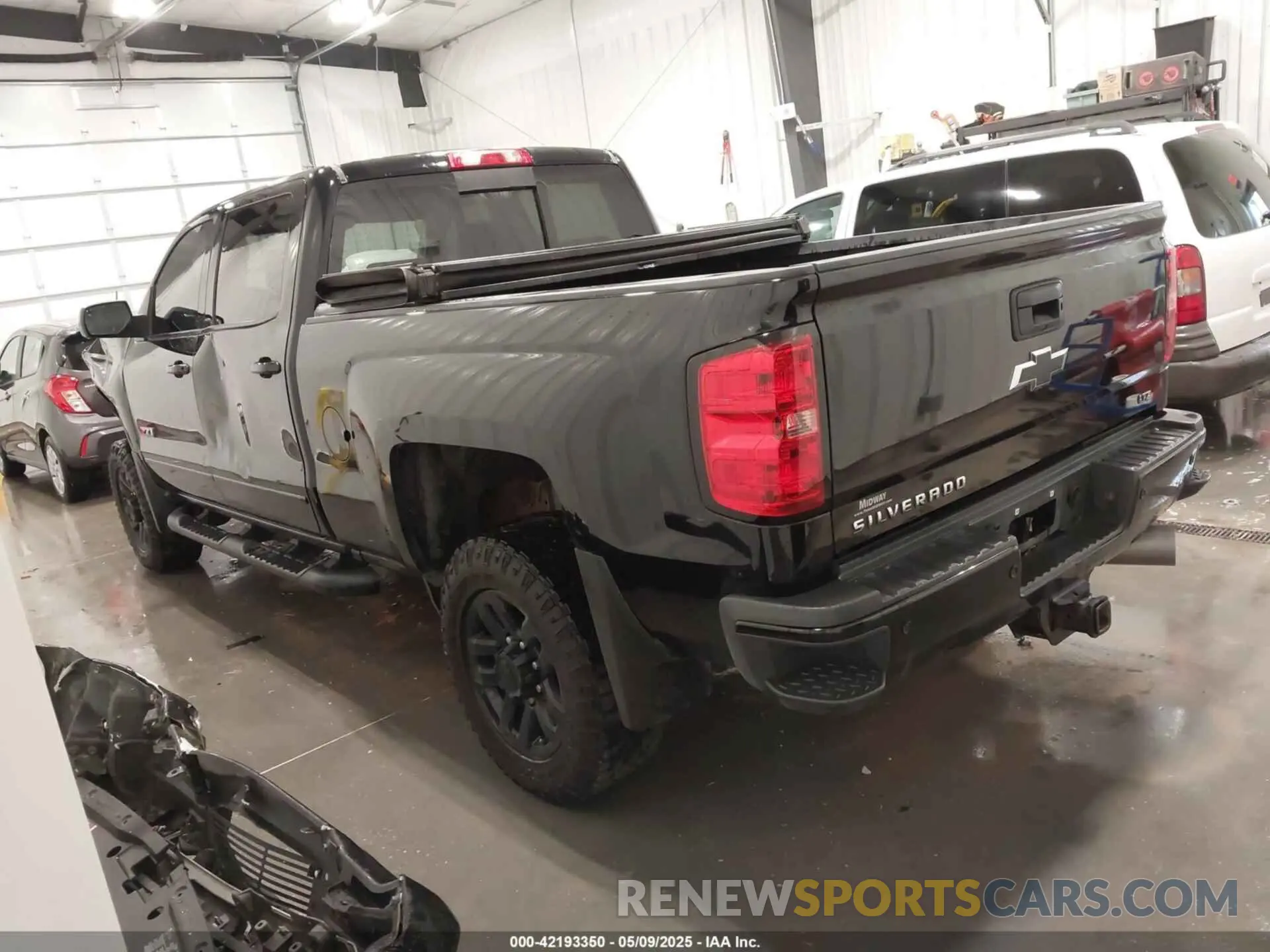 3 Photograph of a damaged car 1GC1KTEY3KF150098 CHEVROLET SILVERADO 2500HD 2019