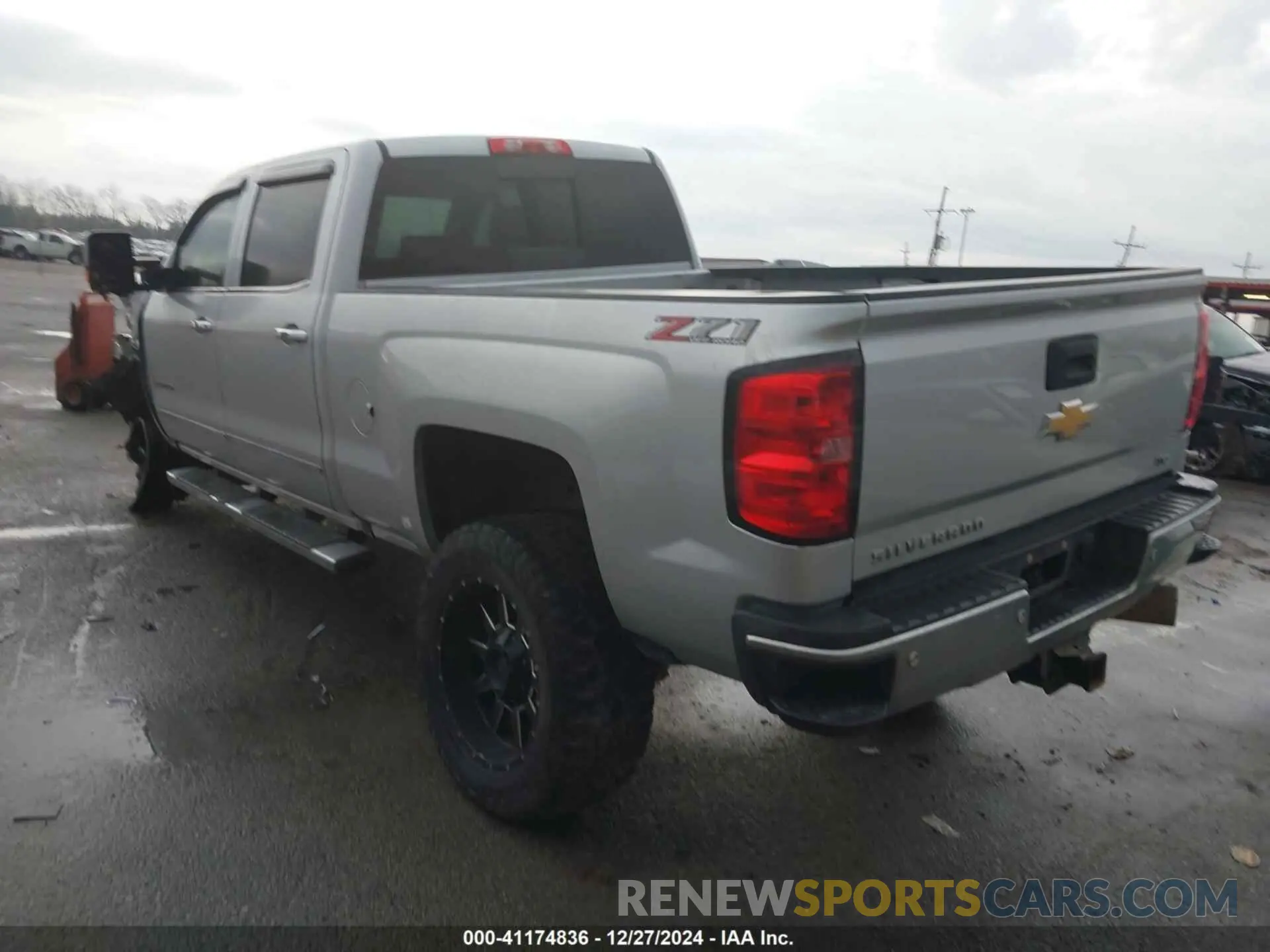 3 Photograph of a damaged car 1GC1KTEY4KF157917 CHEVROLET SILVERADO 2500HD 2019