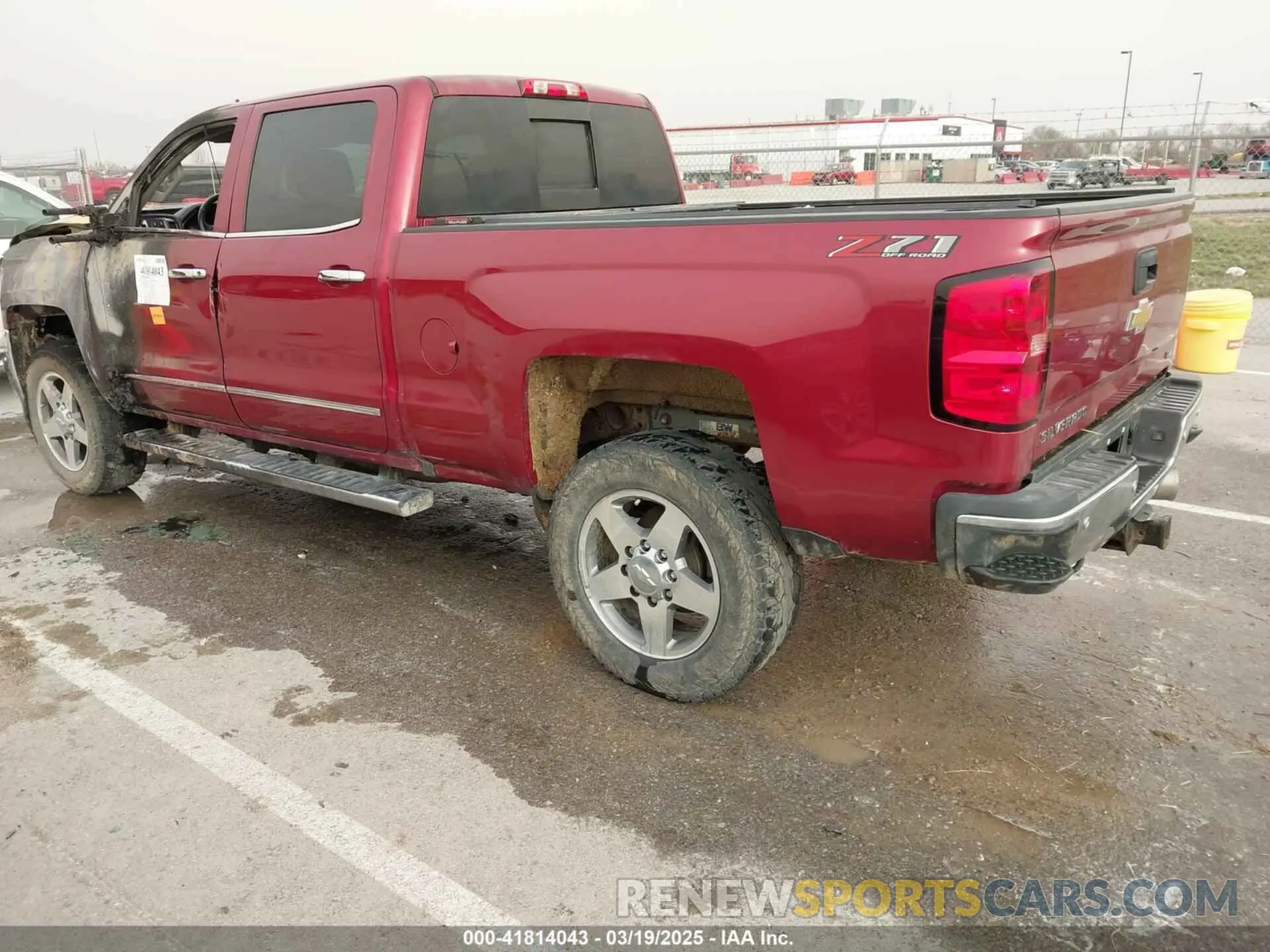 3 Photograph of a damaged car 1GC1KTEY6KF143162 CHEVROLET SILVERADO 2500HD 2019