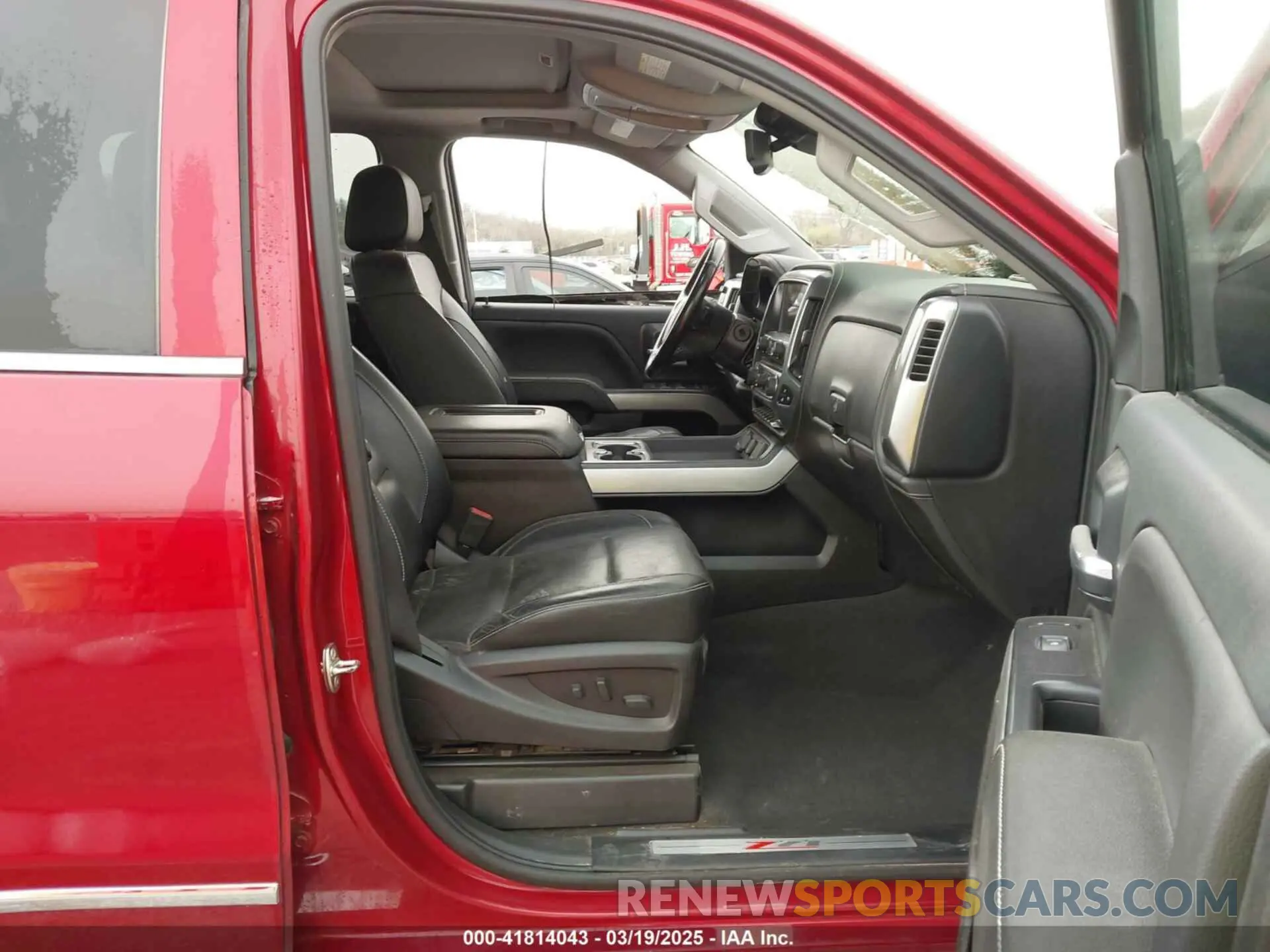 5 Photograph of a damaged car 1GC1KTEY6KF143162 CHEVROLET SILVERADO 2500HD 2019