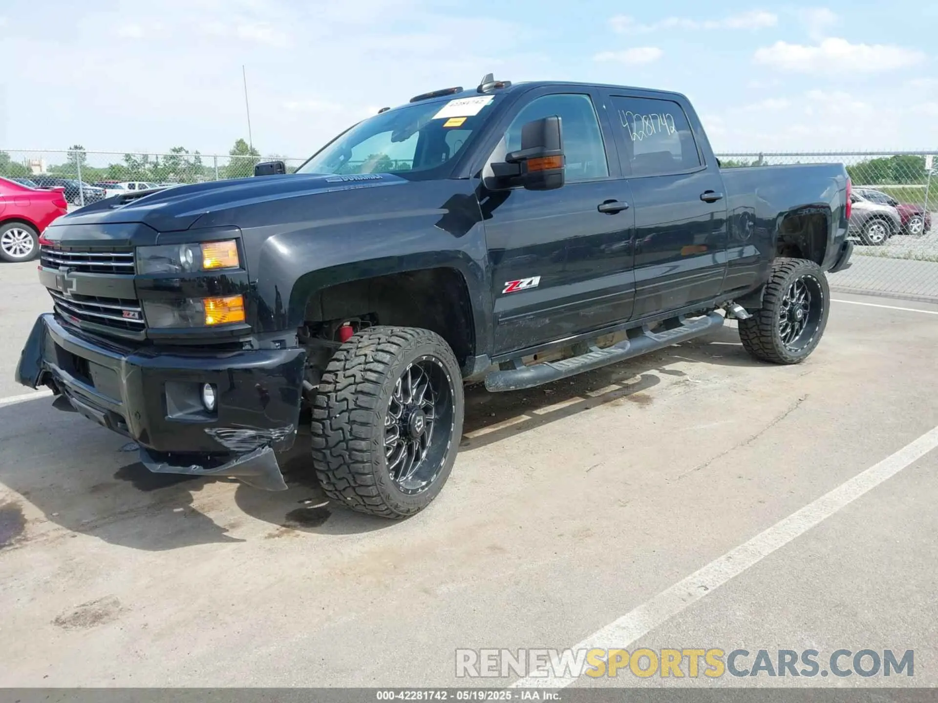 2 Photograph of a damaged car 1GC1KTEY8KF202535 CHEVROLET SILVERADO 2500HD 2019
