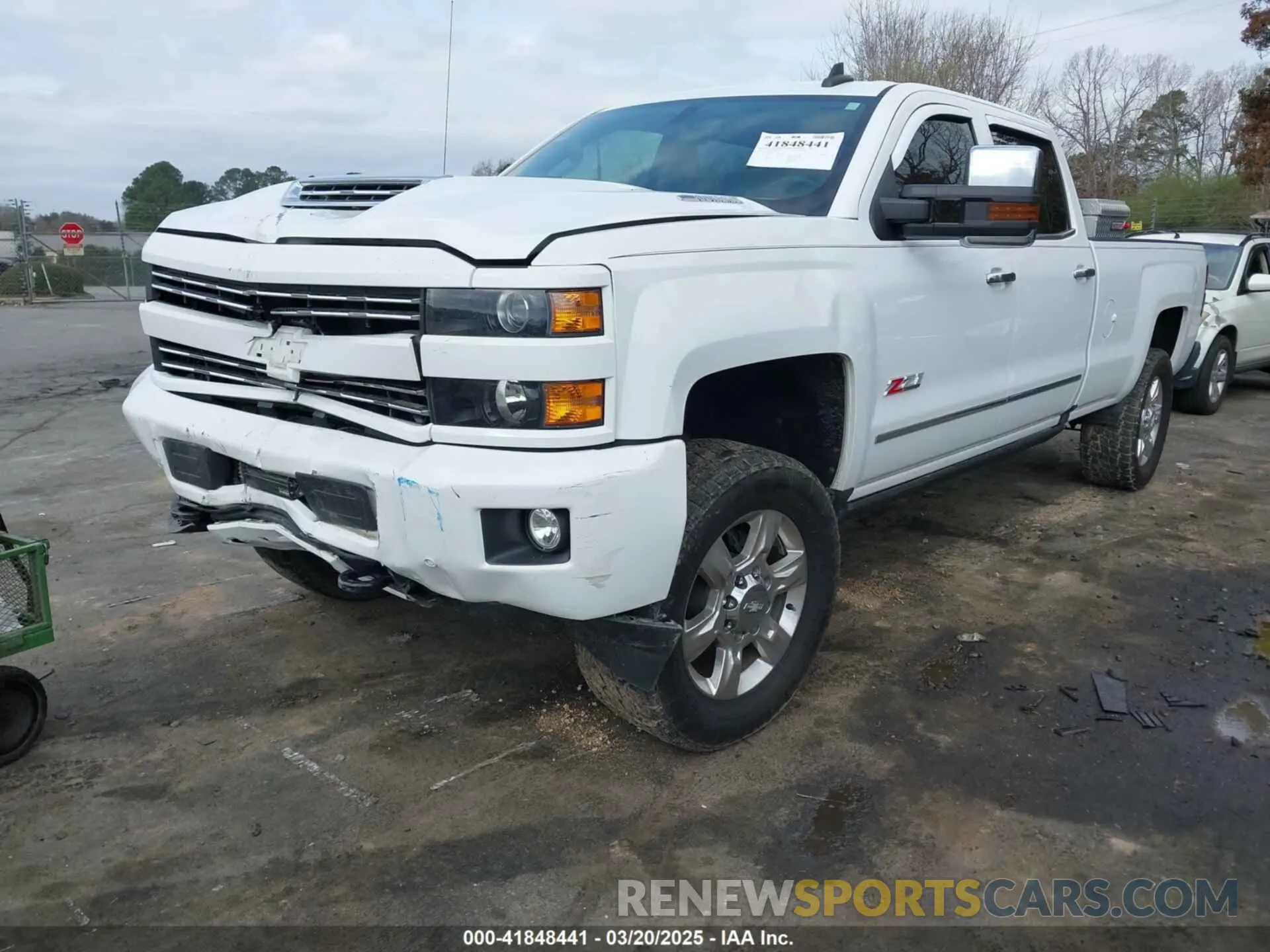 2 Photograph of a damaged car 1GC1KTEY8KF207492 CHEVROLET SILVERADO 2500HD 2019
