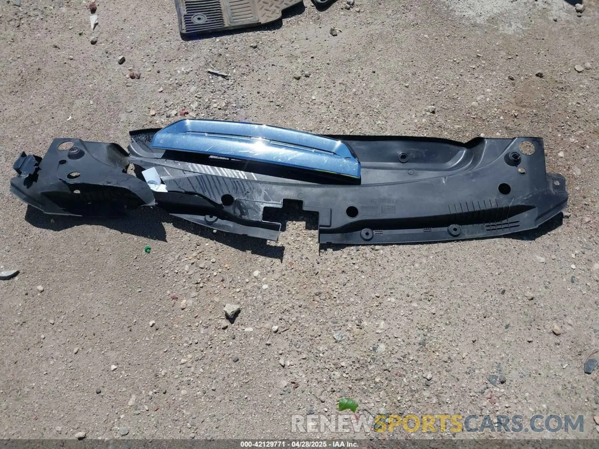 12 Photograph of a damaged car 1GC1KTEY8KF270138 CHEVROLET SILVERADO 2500HD 2019