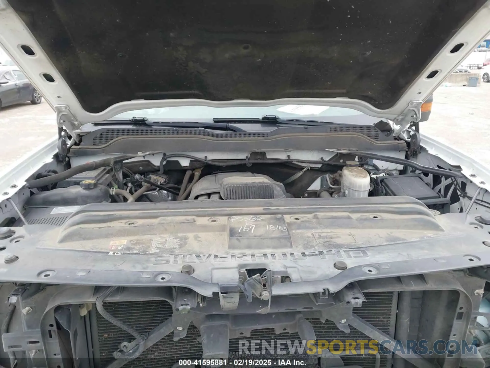 10 Photograph of a damaged car 2GB2CREG4K1221512 CHEVROLET SILVERADO 2500HD 2019