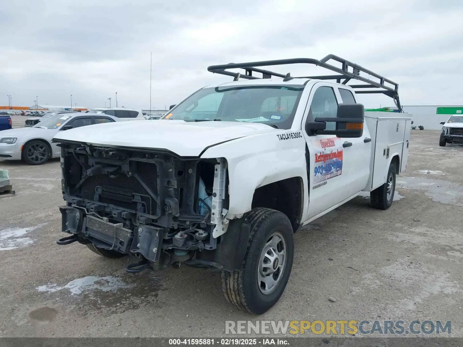 6 Photograph of a damaged car 2GB2CREG4K1221512 CHEVROLET SILVERADO 2500HD 2019