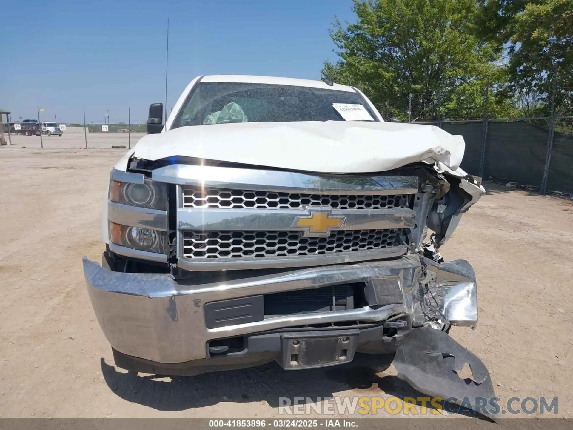 12 Photograph of a damaged car 2GB2CREG8K1216202 CHEVROLET SILVERADO 2500HD 2019