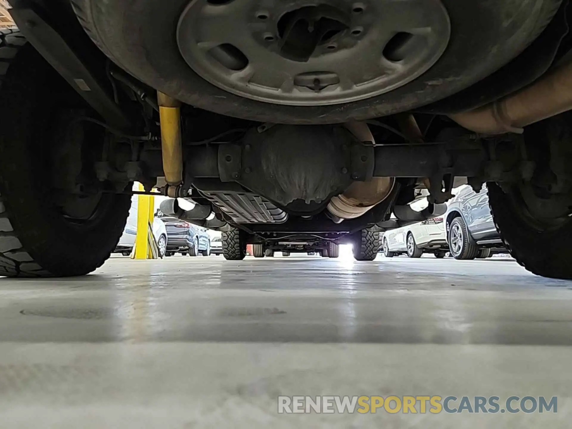 19 Photograph of a damaged car 2GB2KREG6K1188046 CHEVROLET SILVERADO 2500HD 2019