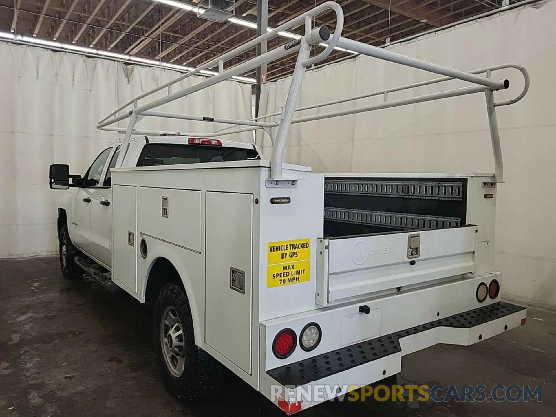 4 Photograph of a damaged car 2GB2KREG6K1188046 CHEVROLET SILVERADO 2500HD 2019