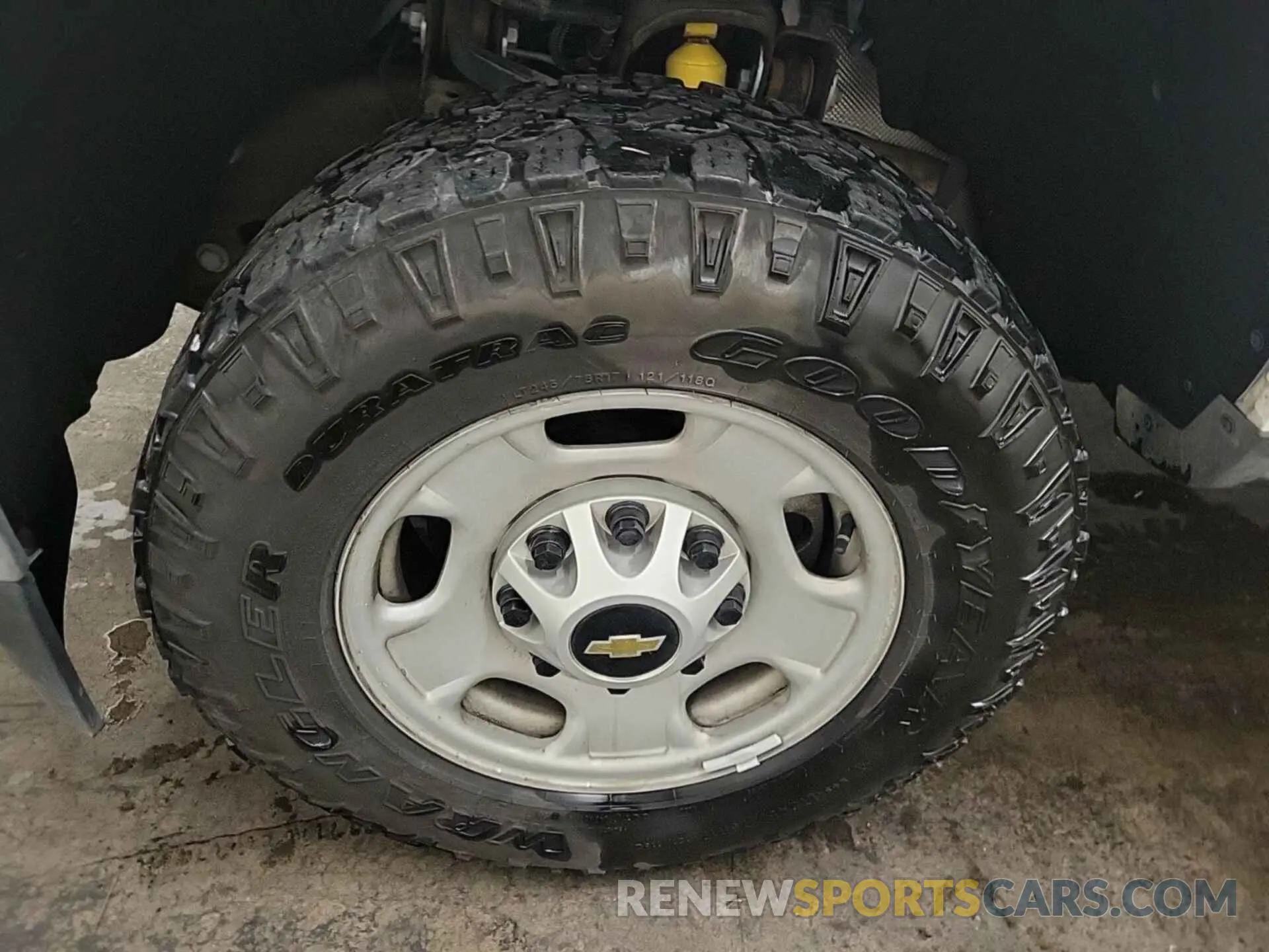 9 Photograph of a damaged car 2GB2KREG6K1188046 CHEVROLET SILVERADO 2500HD 2019